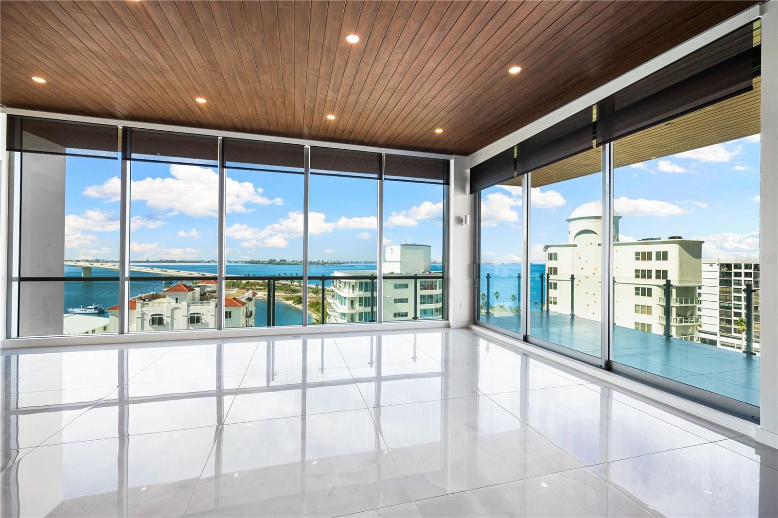 111 GOLDEN GATE #801PH, SARASOTA, FL, 34236