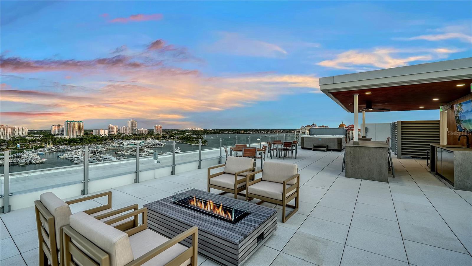 111 GOLDEN GATE #801PH, SARASOTA, FL, 34236