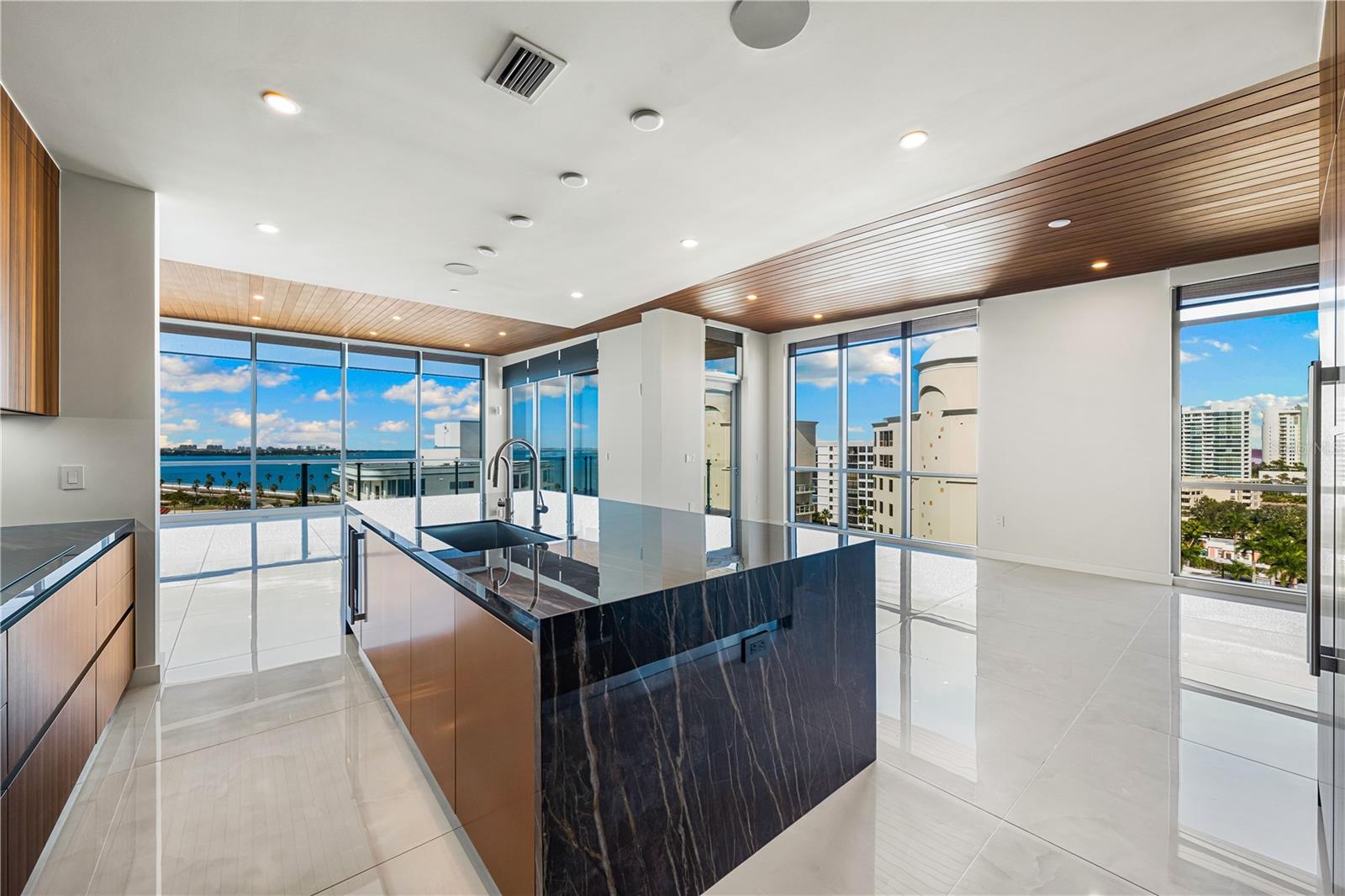 111 GOLDEN GATE #801PH, SARASOTA, FL, 34236