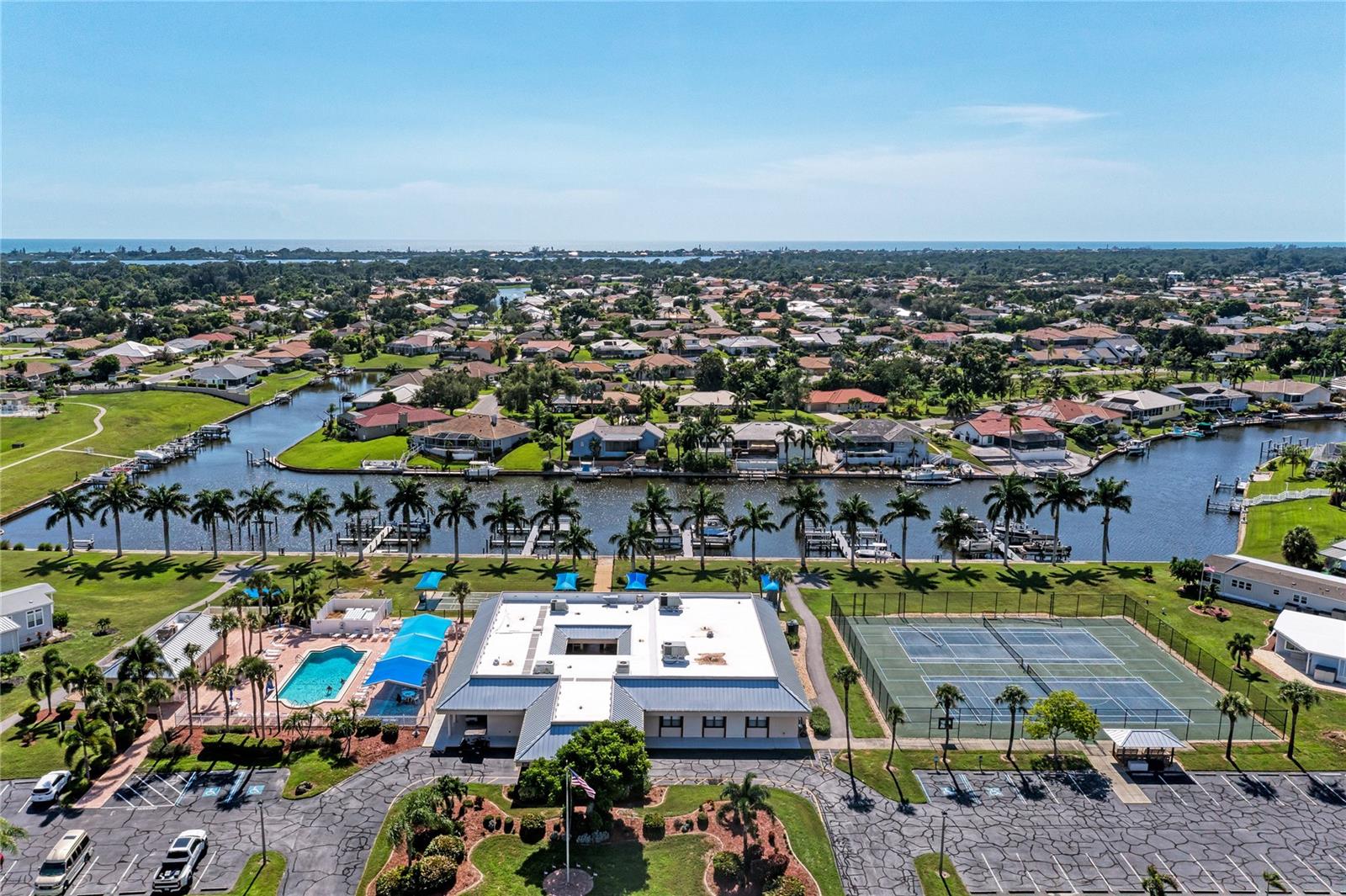 2 S FLORA VISTA ST, ENGLEWOOD, FL, 34223