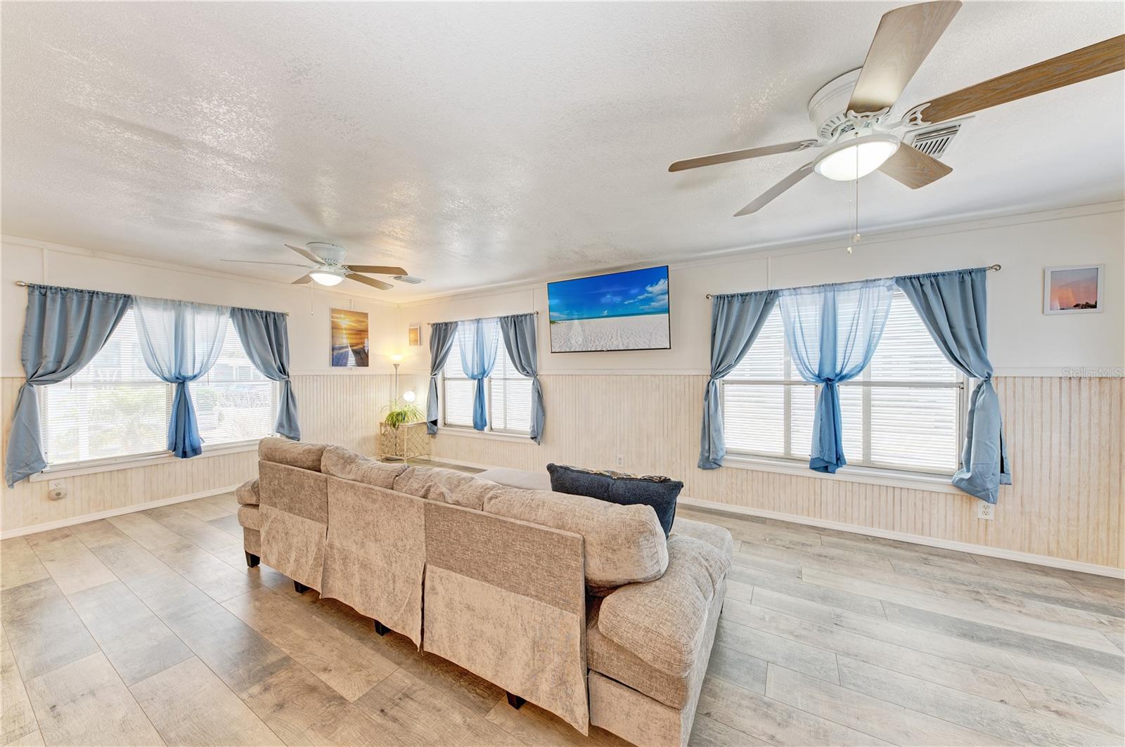 2 S FLORA VISTA ST, ENGLEWOOD, FL, 34223