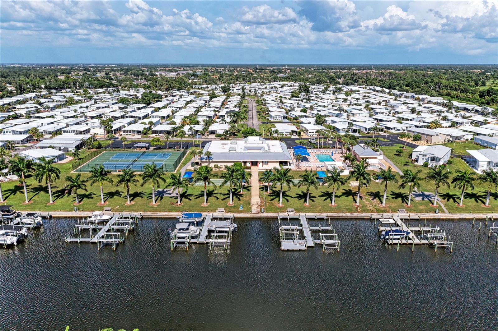 2 S FLORA VISTA ST, ENGLEWOOD, FL, 34223