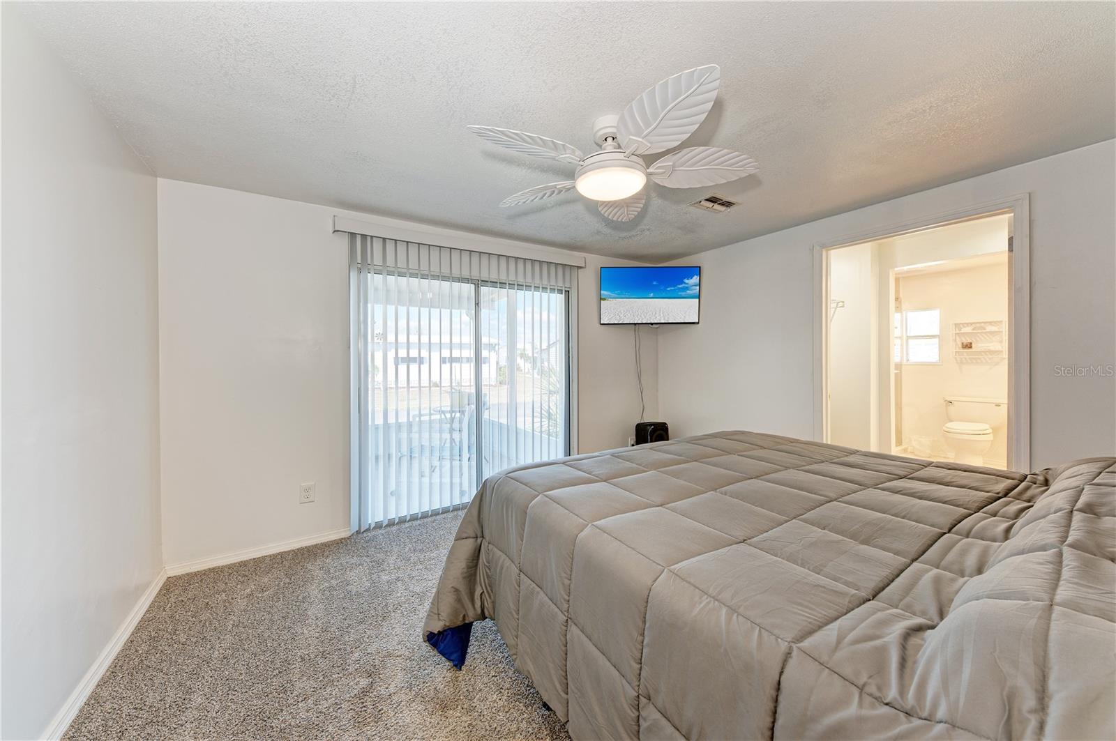 2 S FLORA VISTA ST, ENGLEWOOD, FL, 34223