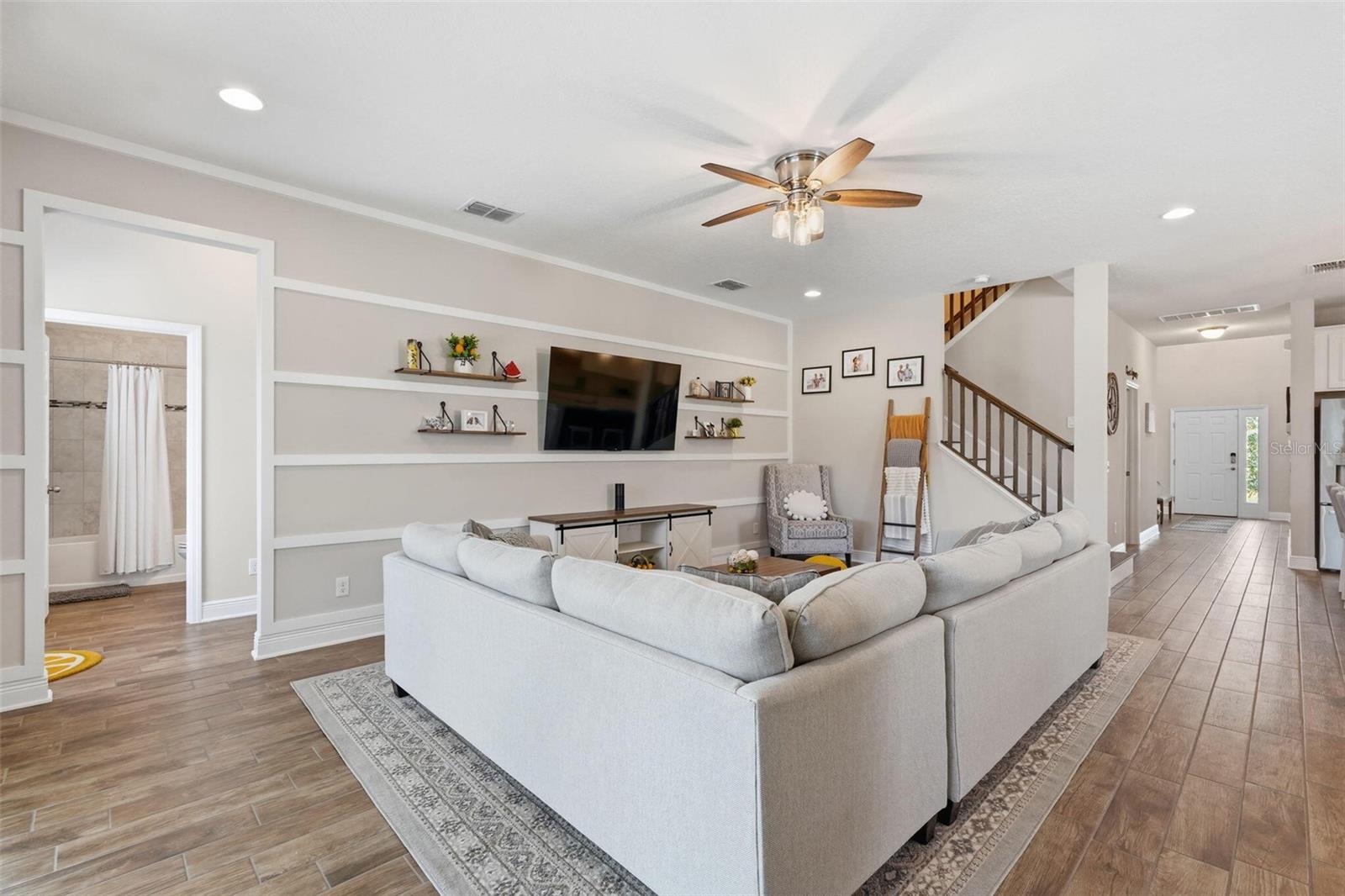 16146 MONTEREY GREENS CIR, TAMPA, FL, 33647