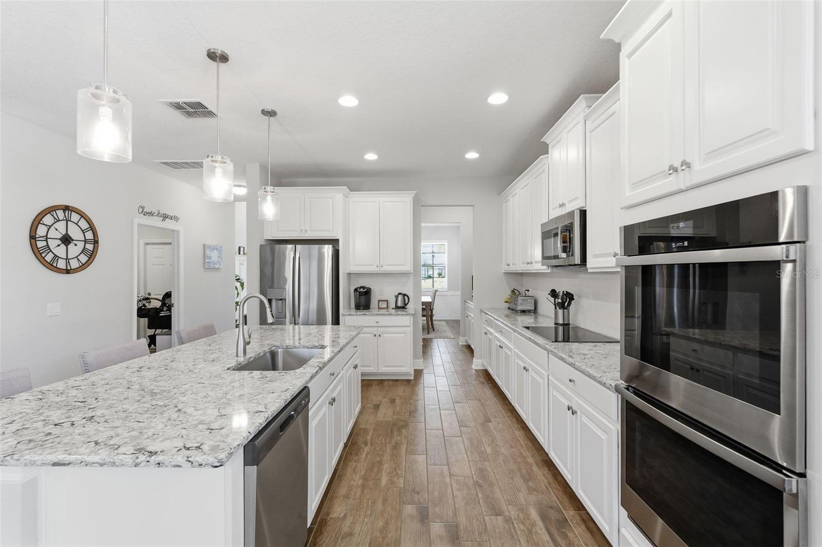 16146 MONTEREY GREENS CIR, TAMPA, FL, 33647