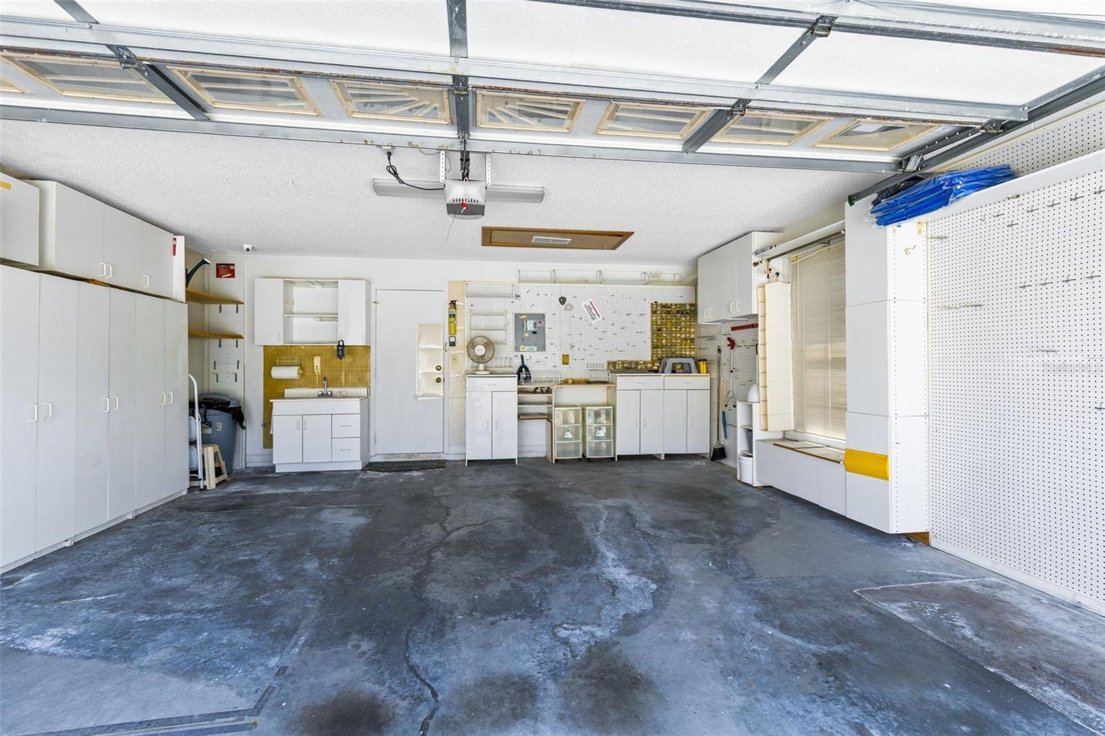 5884 PARKVIEW POINT DR, ORLANDO, FL, 32821