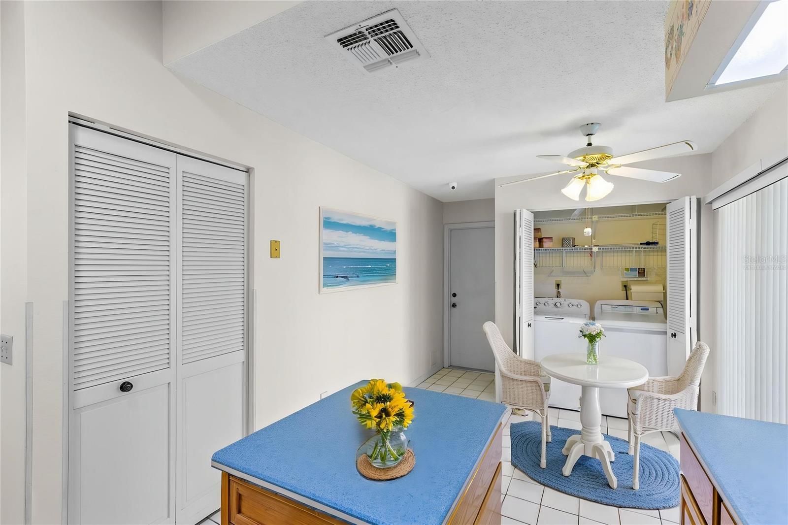 5884 PARKVIEW POINT DR, ORLANDO, FL, 32821
