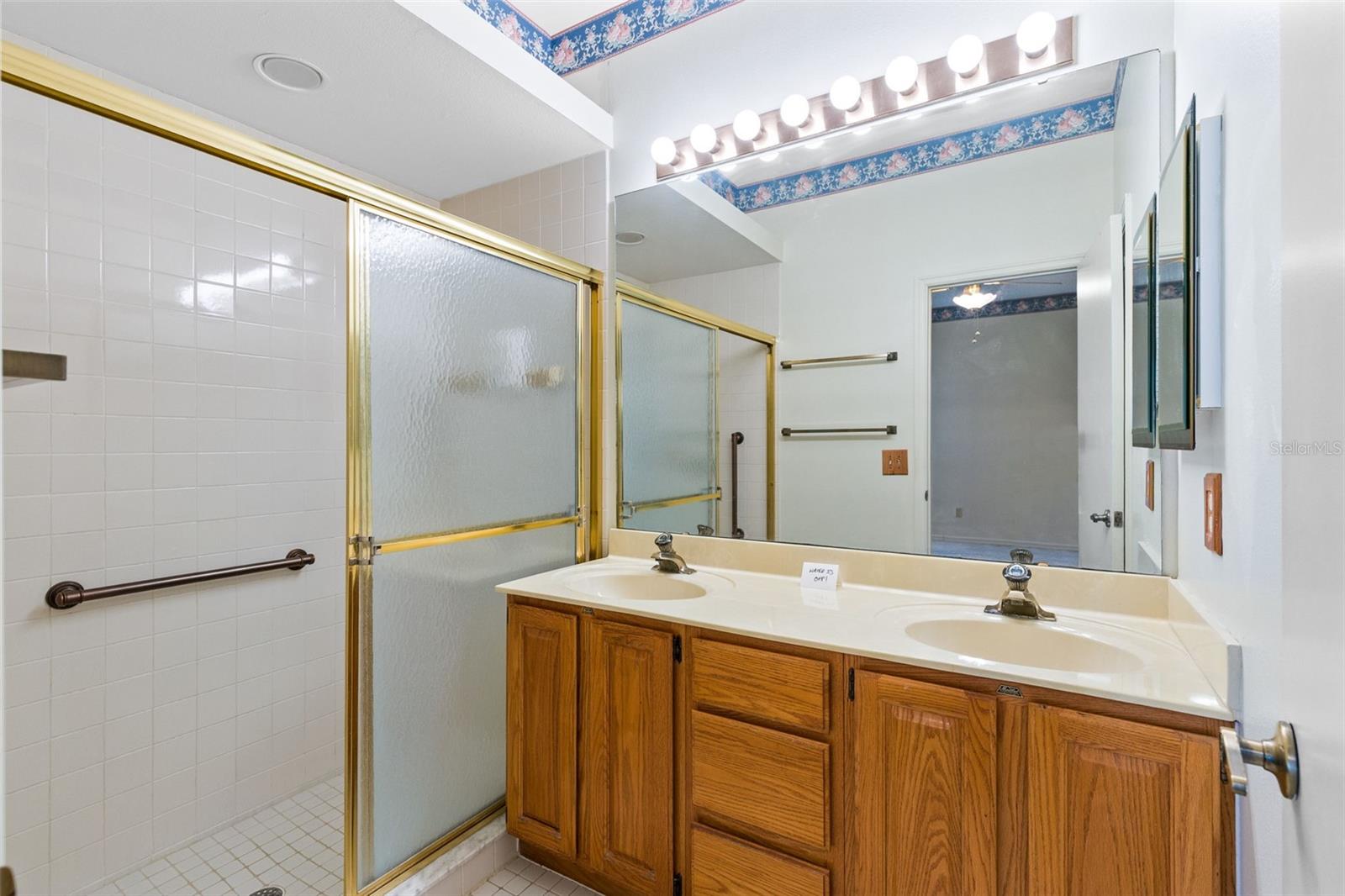 5884 PARKVIEW POINT DR, ORLANDO, FL, 32821