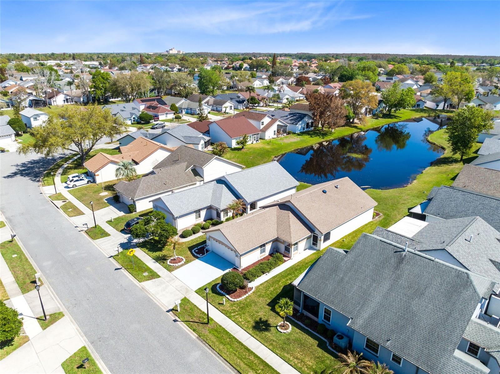 5884 PARKVIEW POINT DR, ORLANDO, FL, 32821