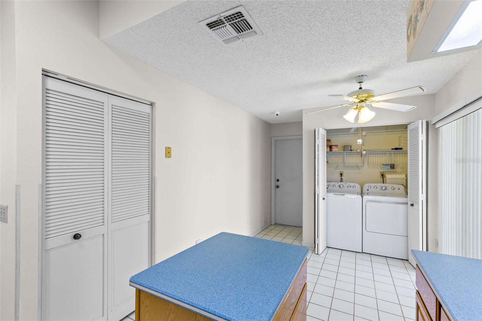 5884 PARKVIEW POINT DR, ORLANDO, FL, 32821
