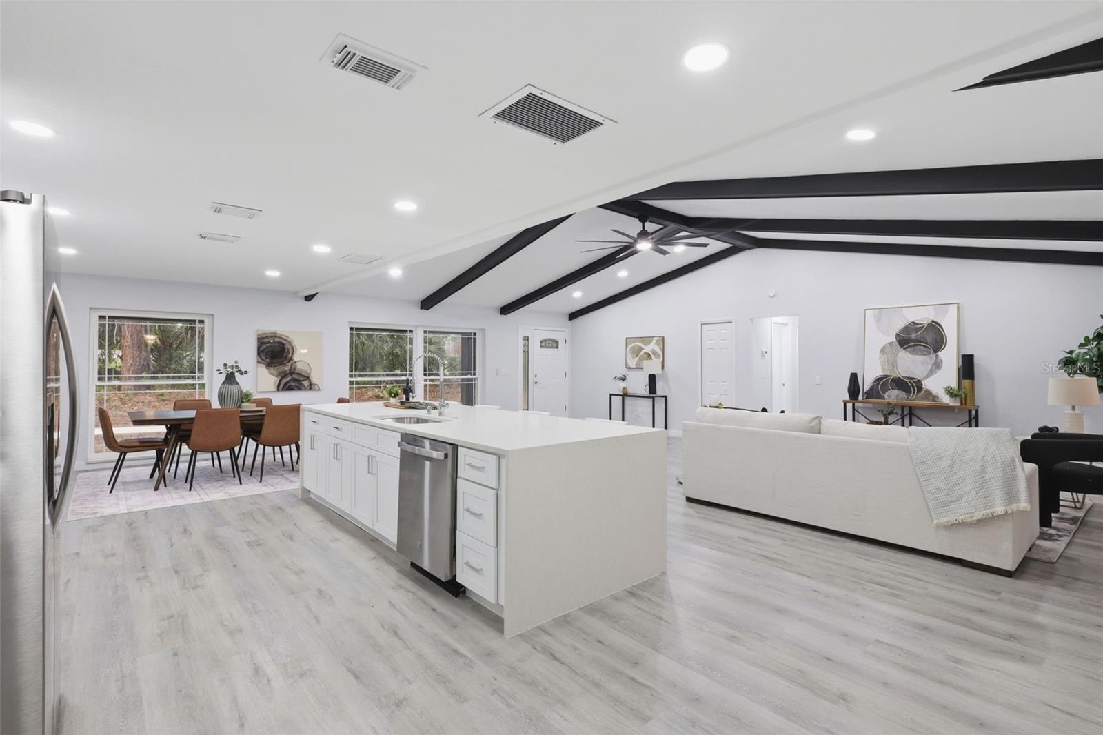 300 E SWEETWATER CREEK DR, LONGWOOD, FL, 32779