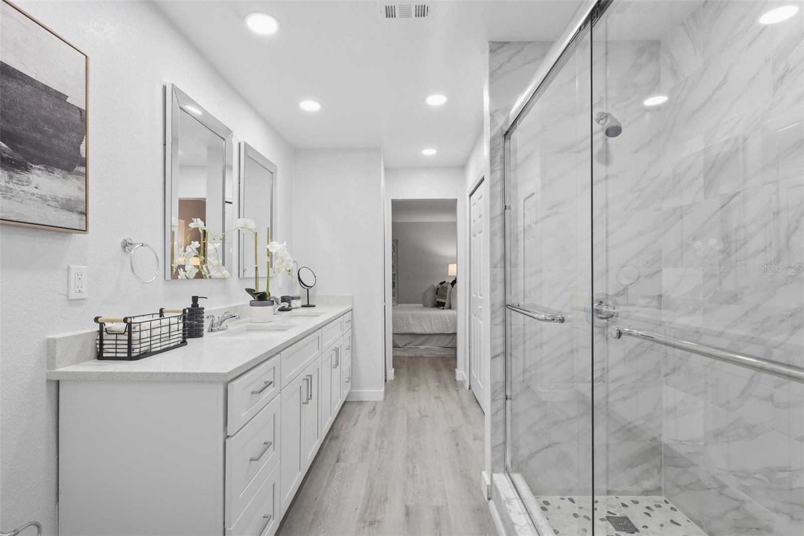 300 E SWEETWATER CREEK DR, LONGWOOD, FL, 32779