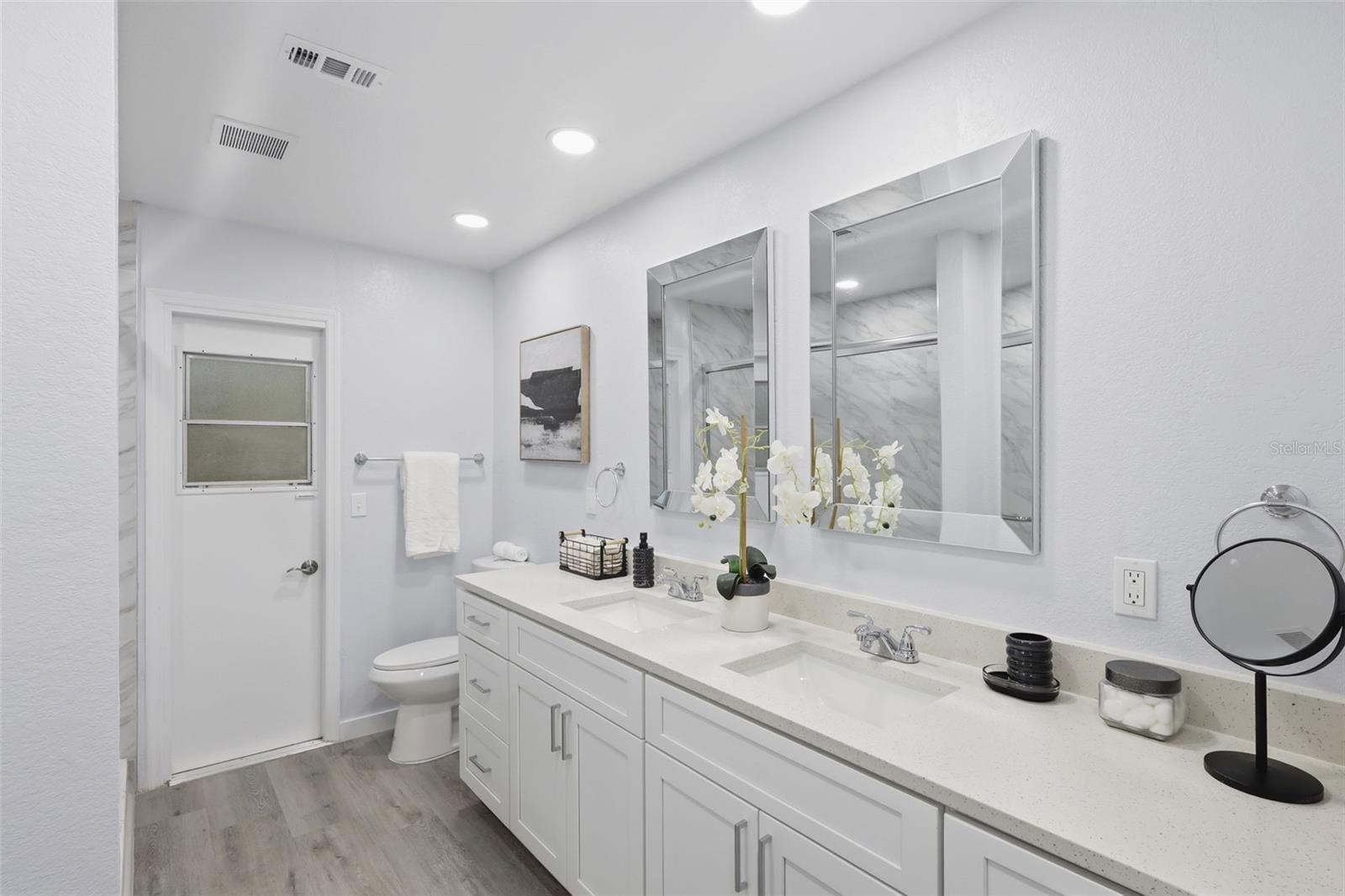 300 E SWEETWATER CREEK DR, LONGWOOD, FL, 32779