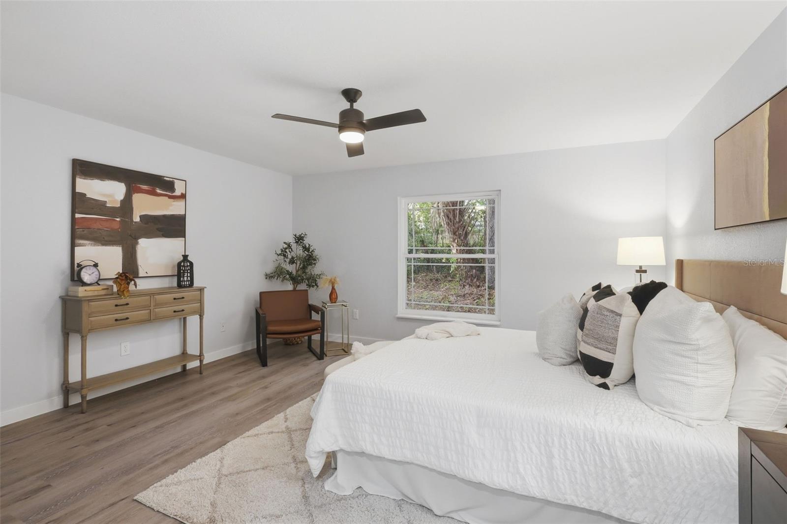 300 E SWEETWATER CREEK DR, LONGWOOD, FL, 32779