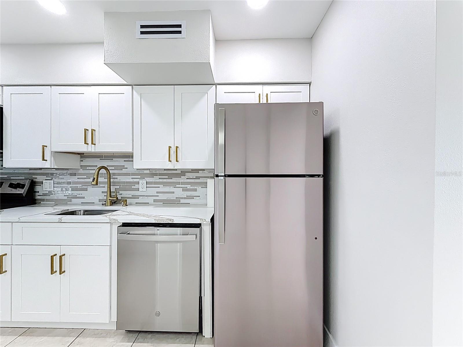 1840 SHORE DR S #5, SOUTH PASADENA, FL, 33707