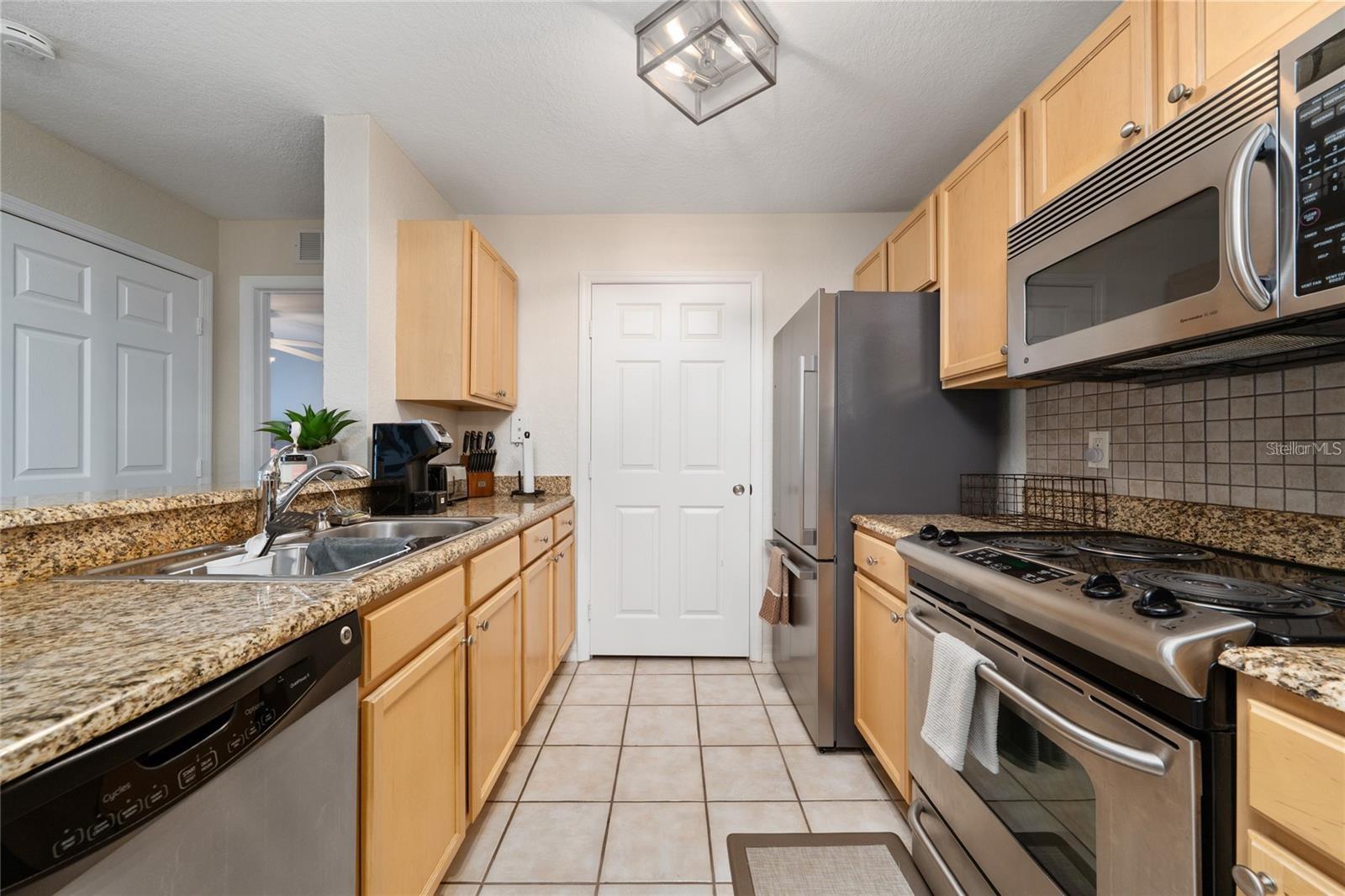 930 MOONLIGHT COVE RD #11-107, ORANGE CITY, FL, 32763