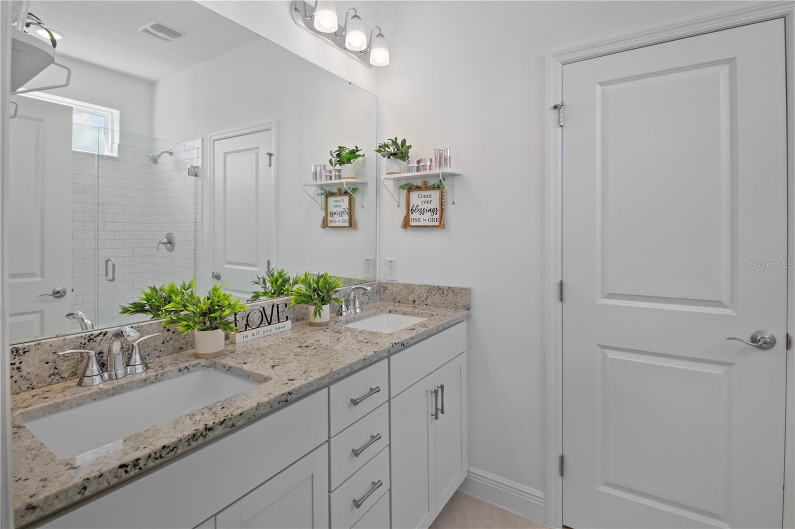 646 KIMBER, DEBARY, FL, 32713