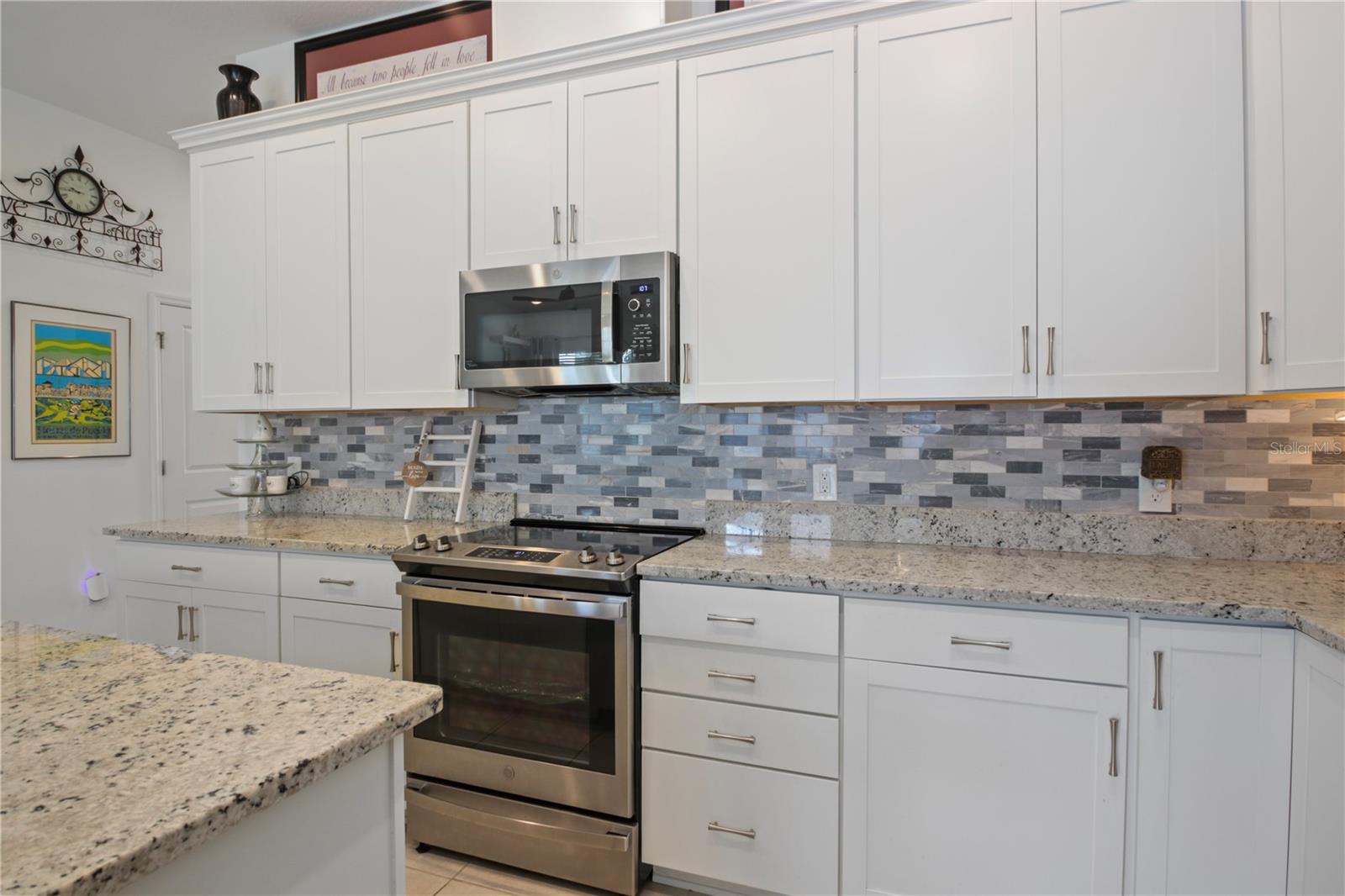 646 KIMBER, DEBARY, FL, 32713