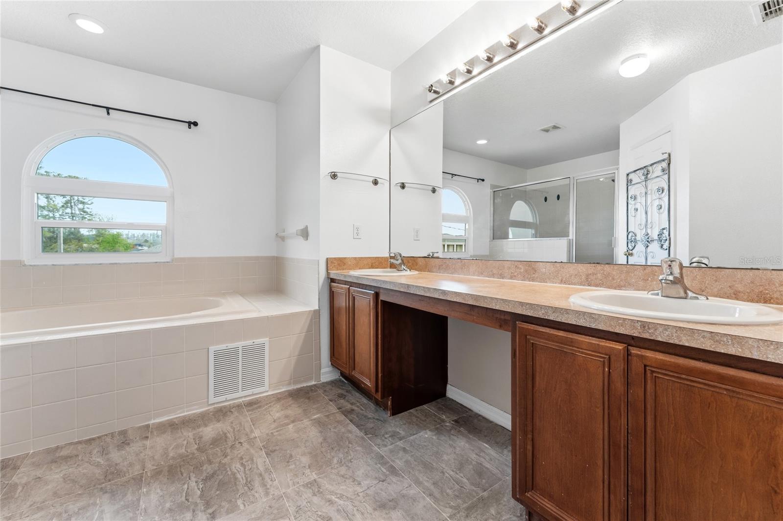 637 BITTERN CT, POINCIANA, FL, 34759