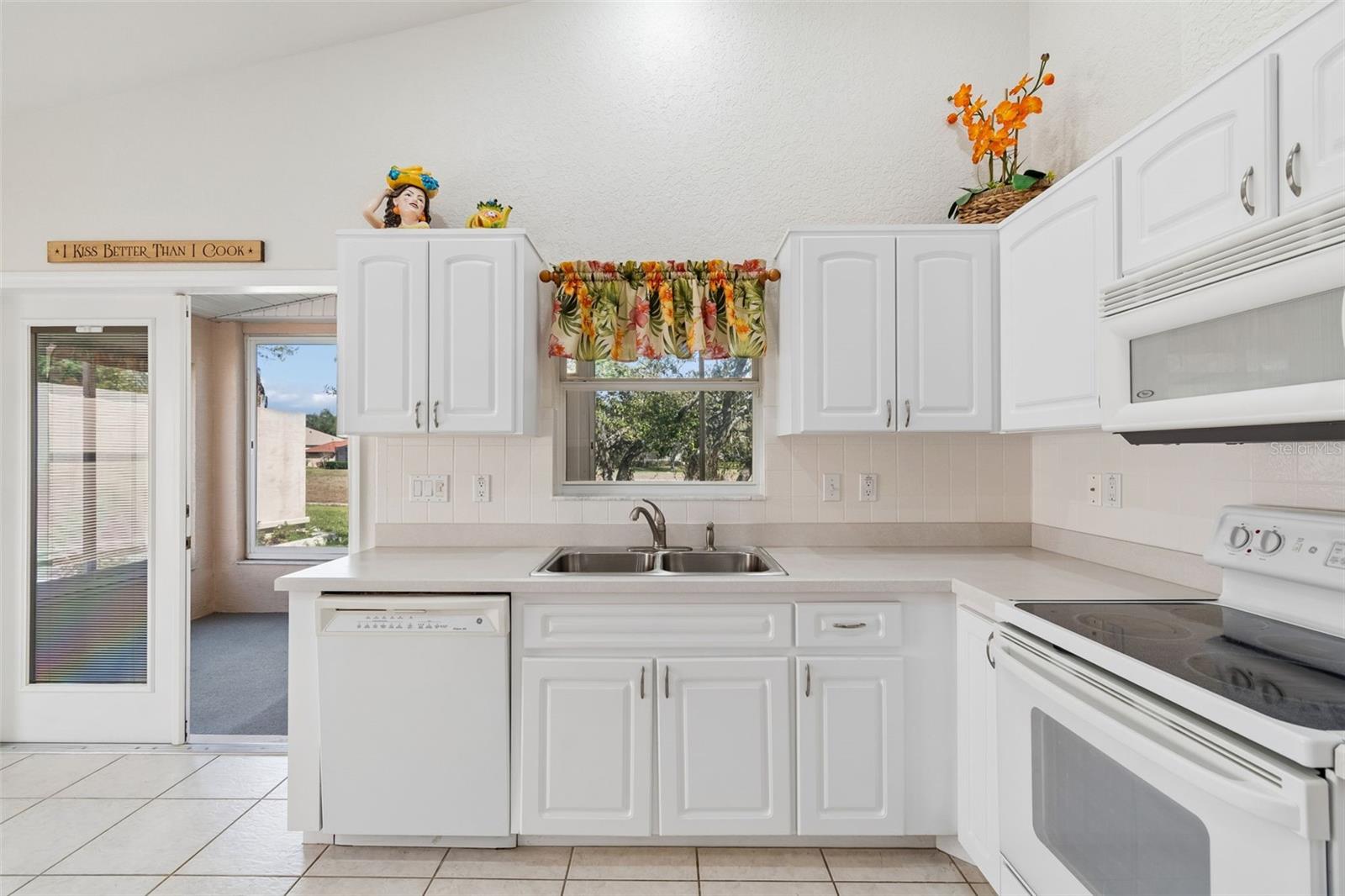 284 ROYAL PALM WAY, SPRING HILL, FL, 34608