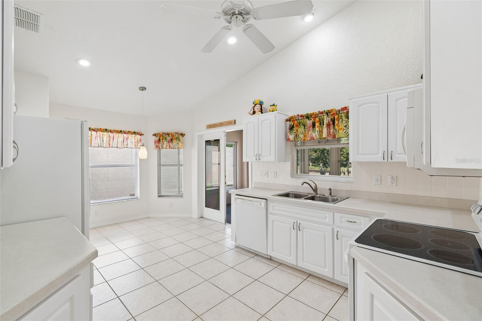 284 ROYAL PALM WAY, SPRING HILL, FL, 34608