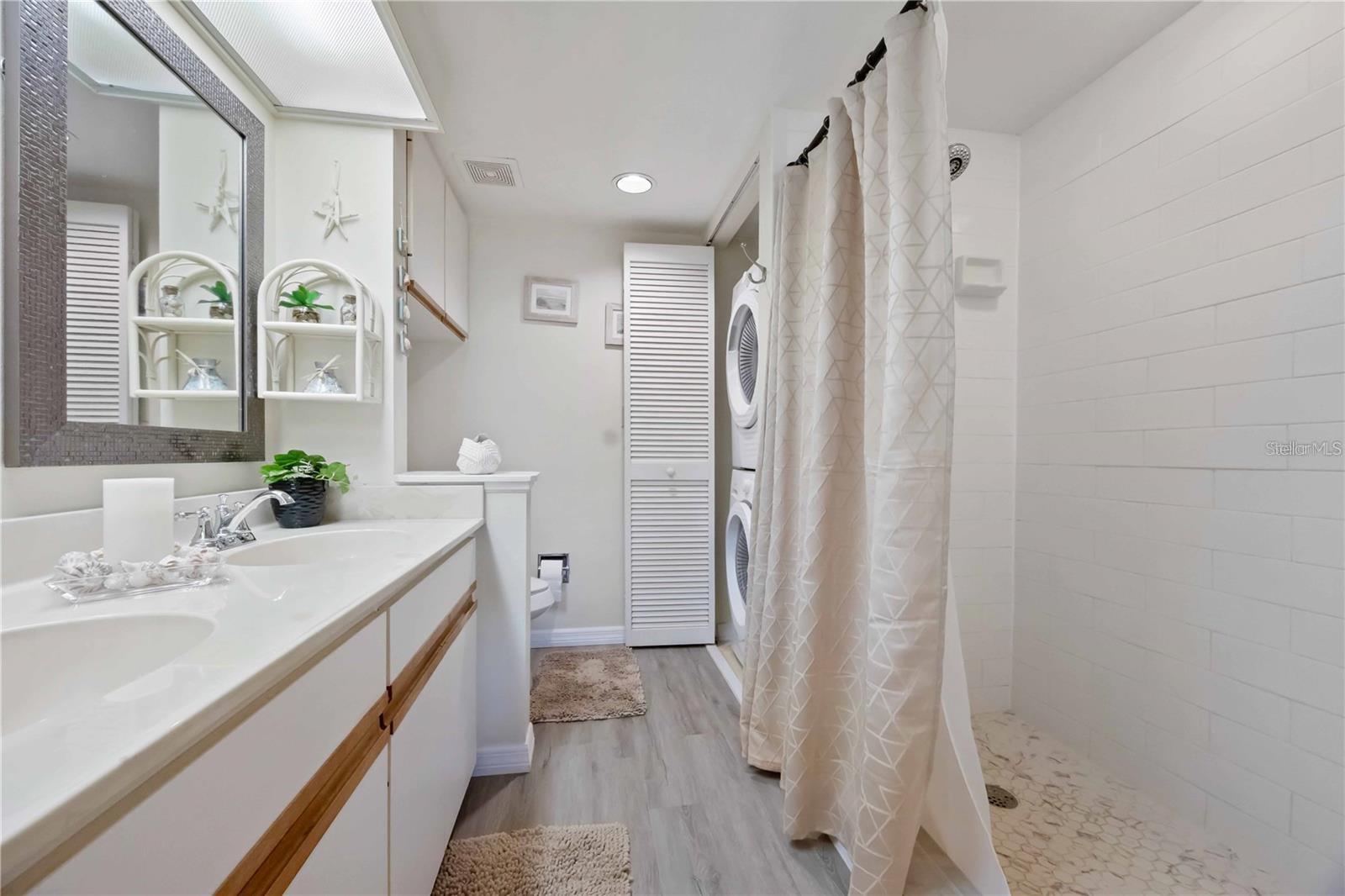 433 CERROMAR LN #440, VENICE, FL, 34293