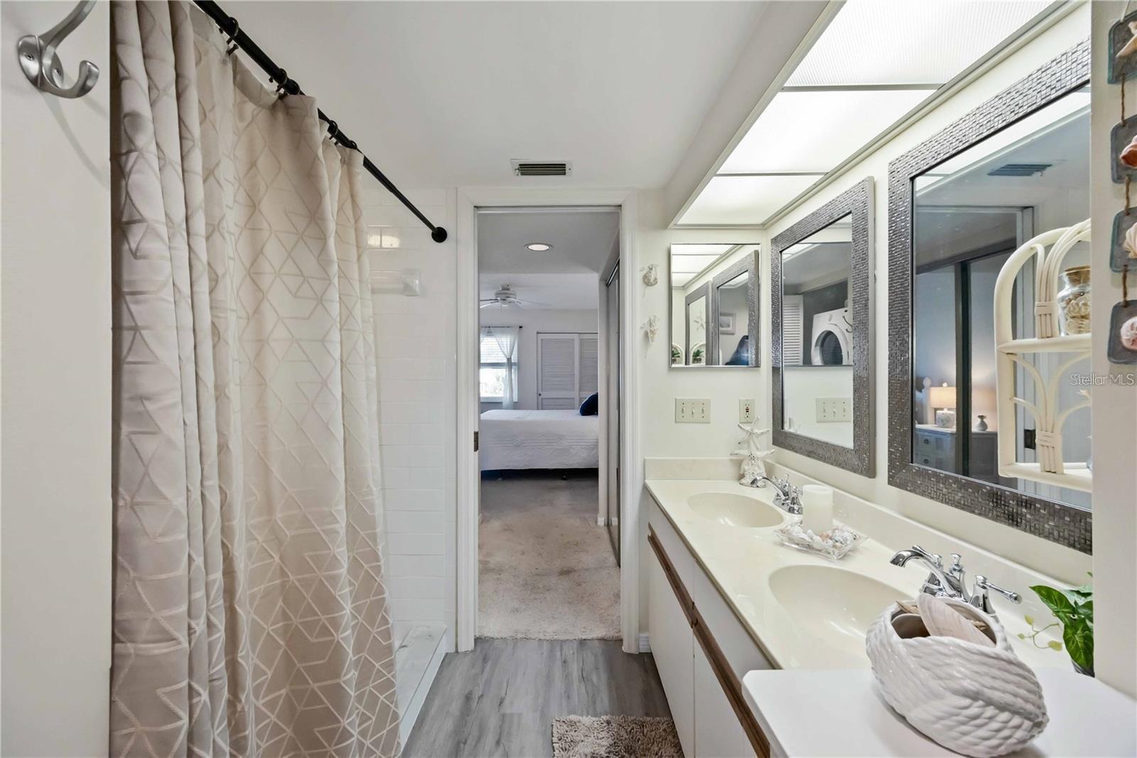 433 CERROMAR LN #440, VENICE, FL, 34293