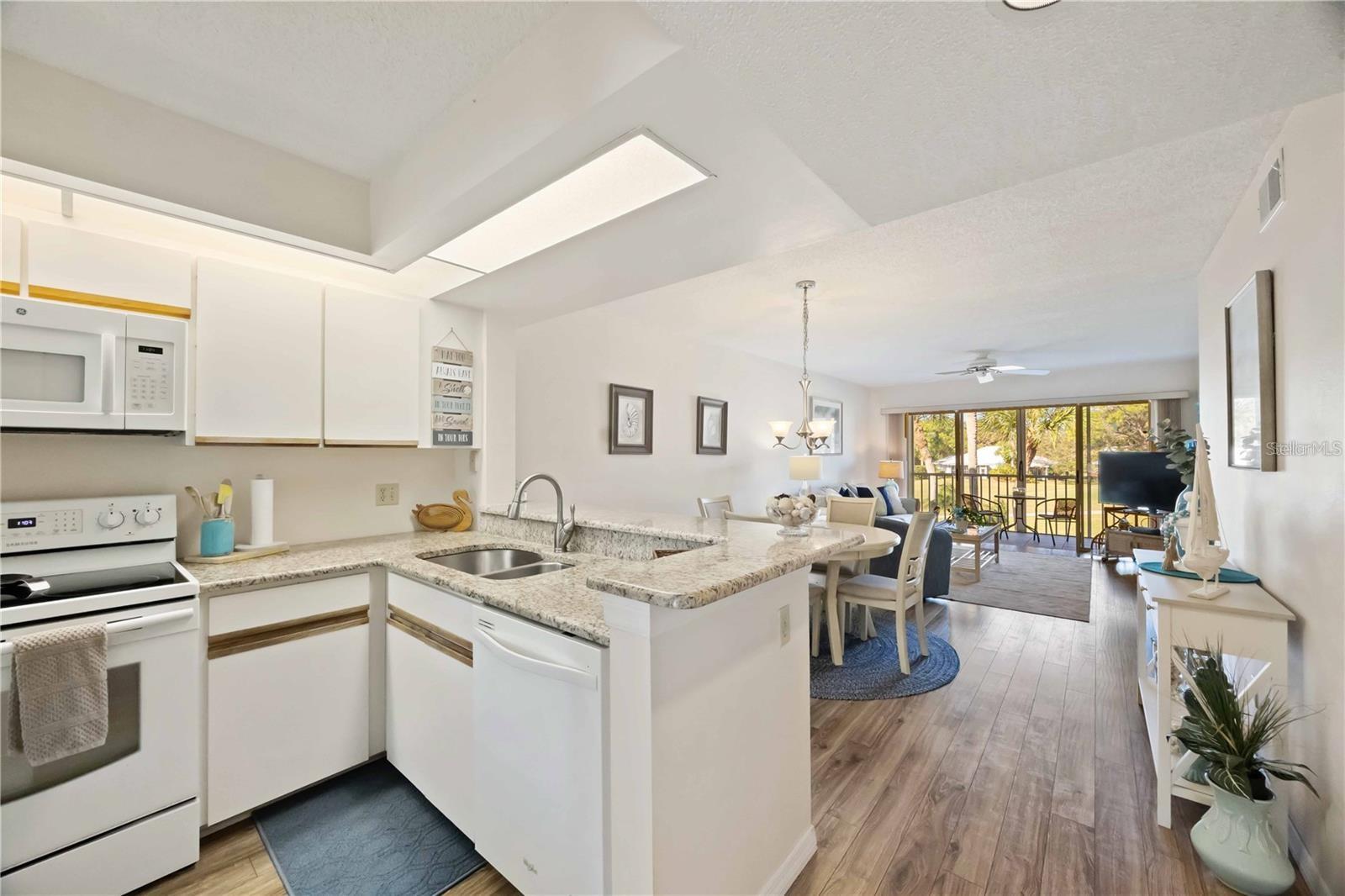 433 CERROMAR LN #440, VENICE, FL, 34293