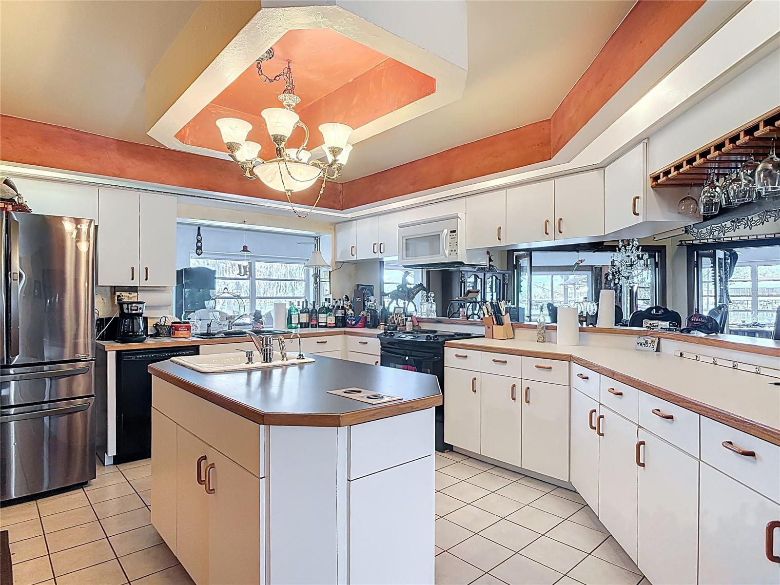 24545 SNAIL RD, ASTOR, FL, 32102