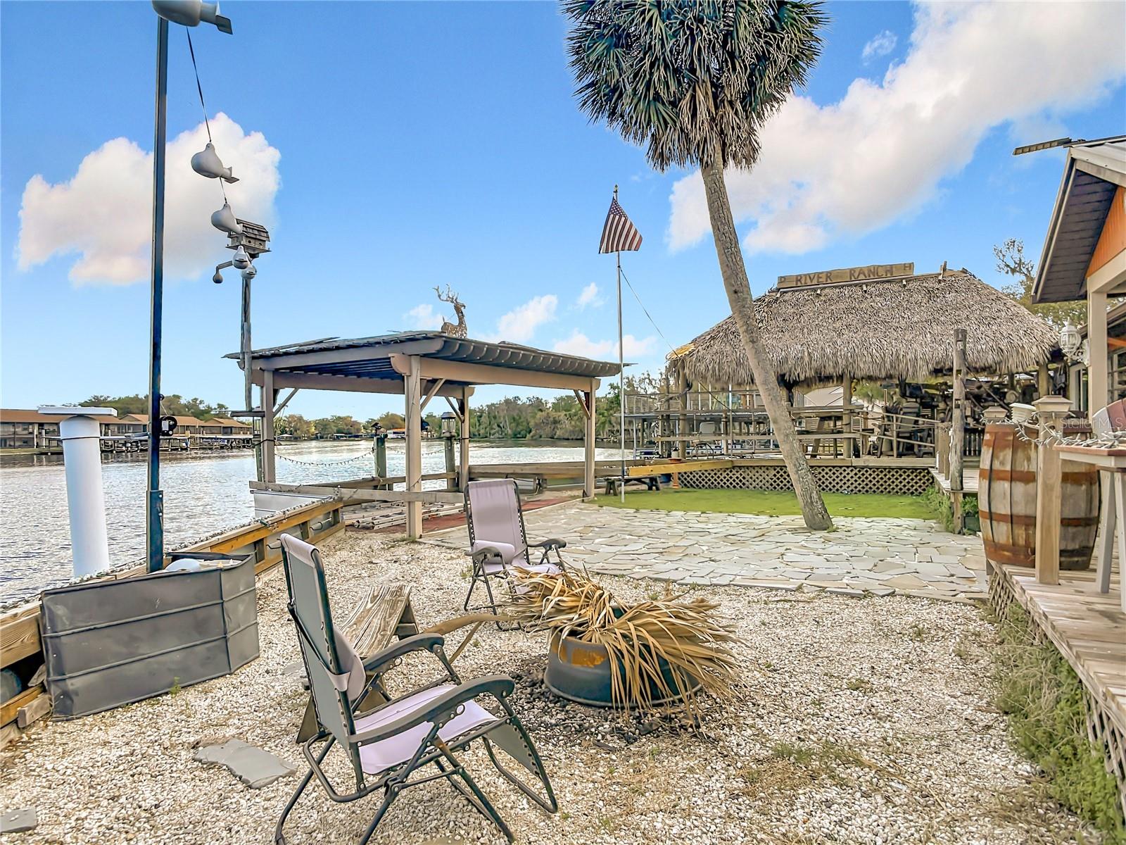 24545 SNAIL RD, ASTOR, FL, 32102