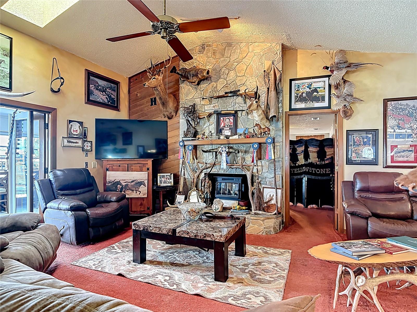 24545 SNAIL RD, ASTOR, FL, 32102