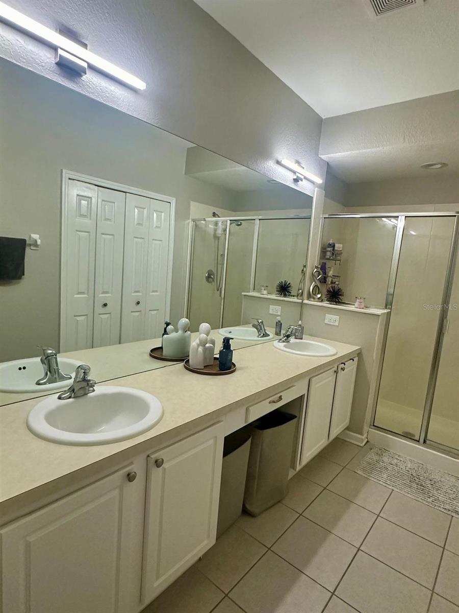 6440 AXEITOS TER #106, ORLANDO, FL, 32835