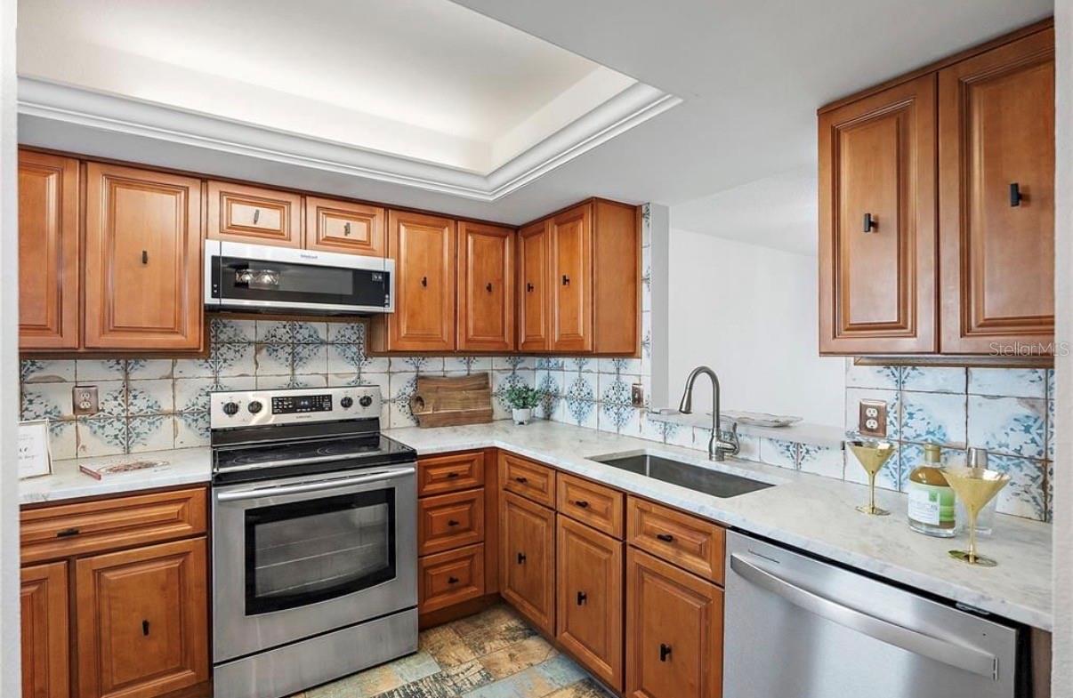 719 PINELLAS BAYWAY S #311, TIERRA VERDE, FL, 33715