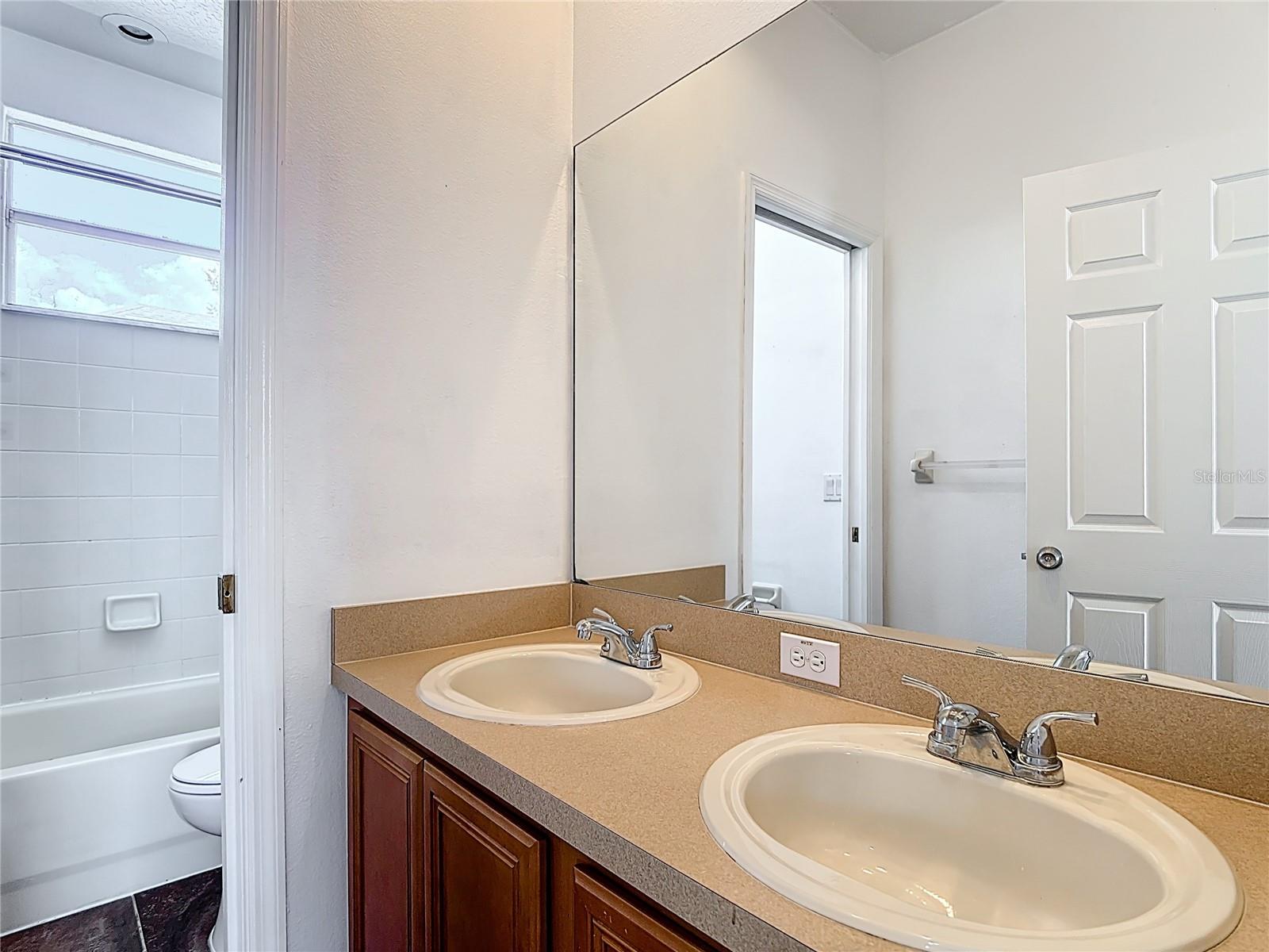 2808 EAGLE CLAW CT, KISSIMMEE, FL, 34746