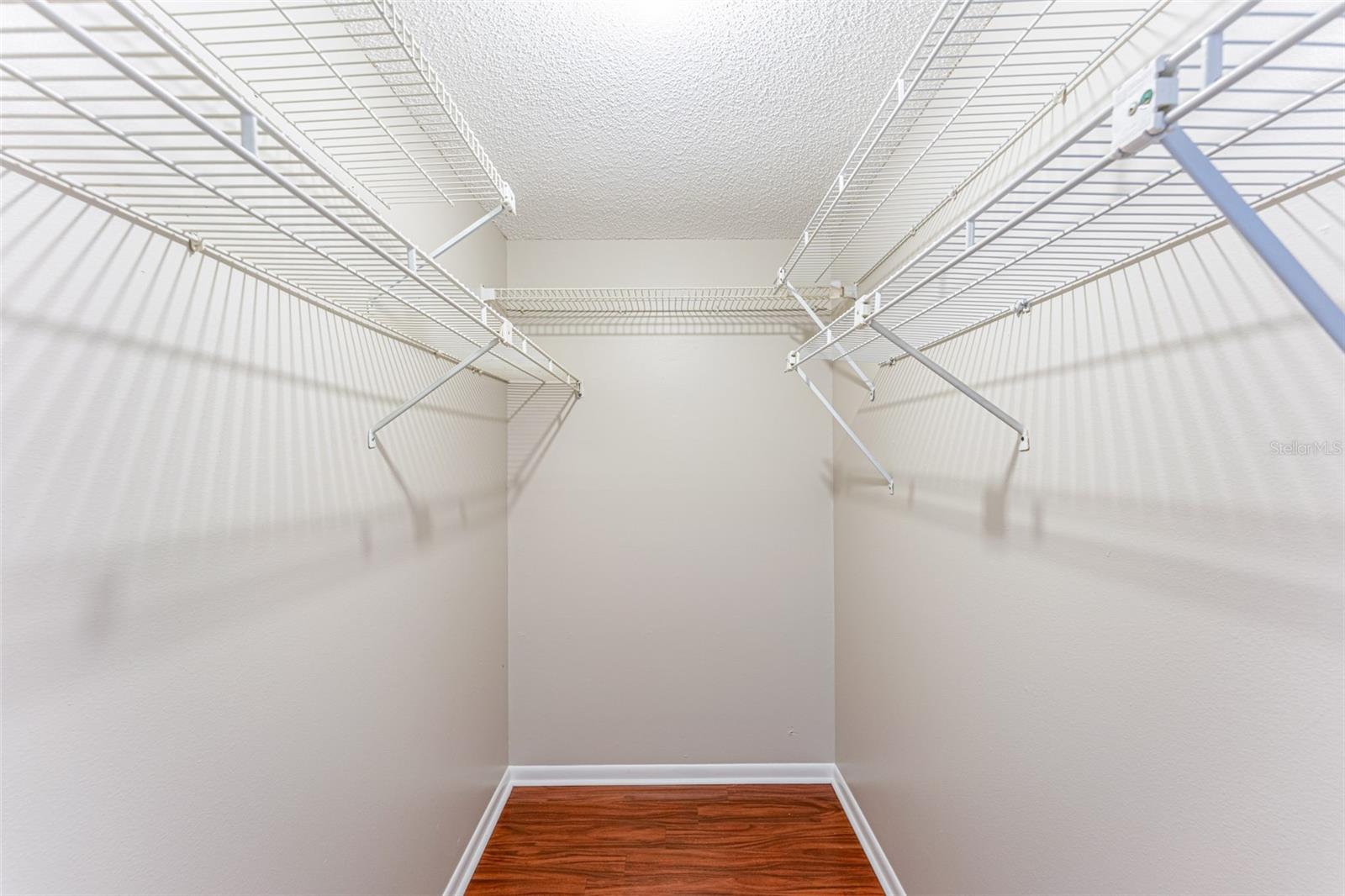 16017 WOODPINE DR, TAMPA, FL, 33618