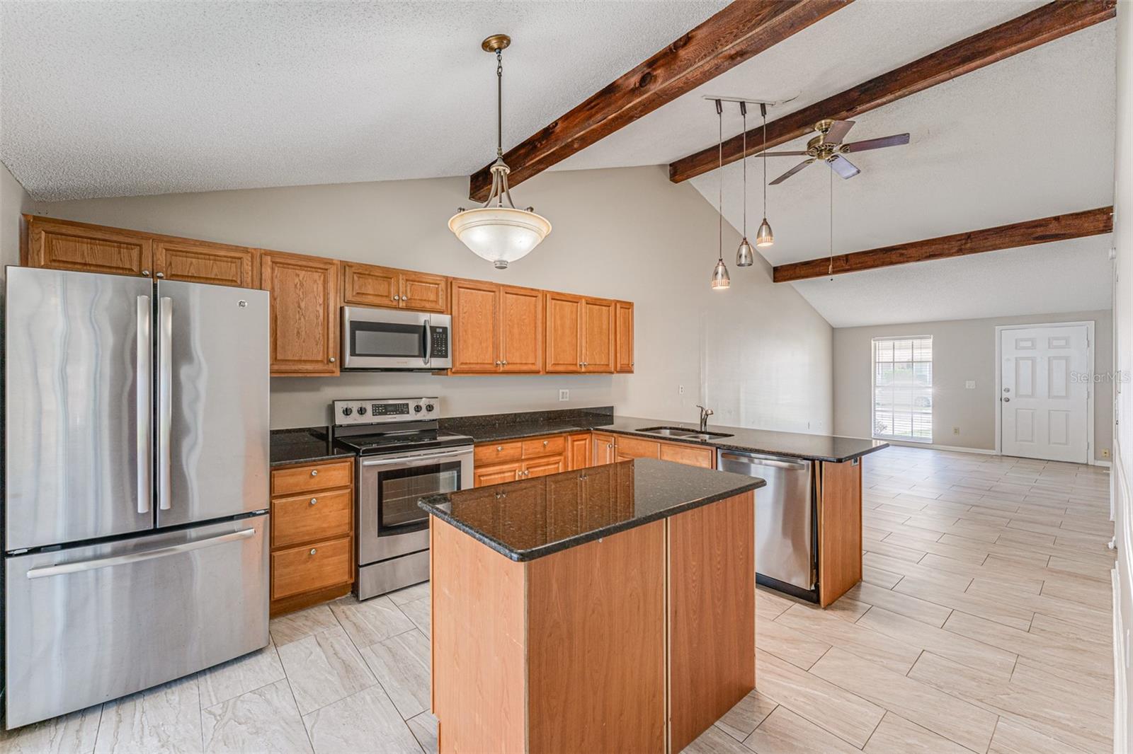 16017 WOODPINE DR, TAMPA, FL, 33618