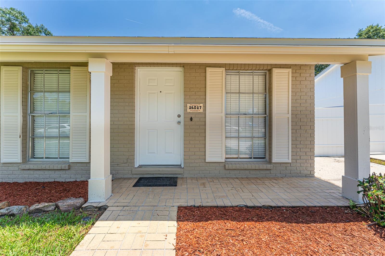 16017 WOODPINE DR, TAMPA, FL, 33618