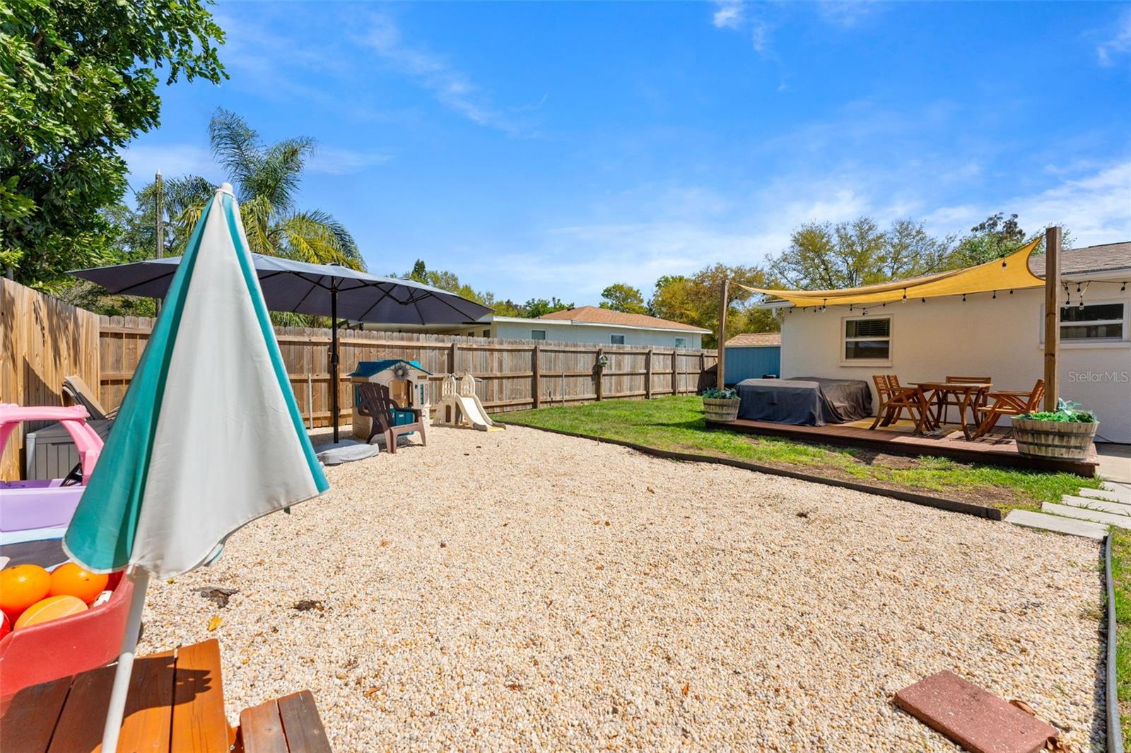 251 DAVISON AVE NE, ST PETERSBURG, FL, 33703