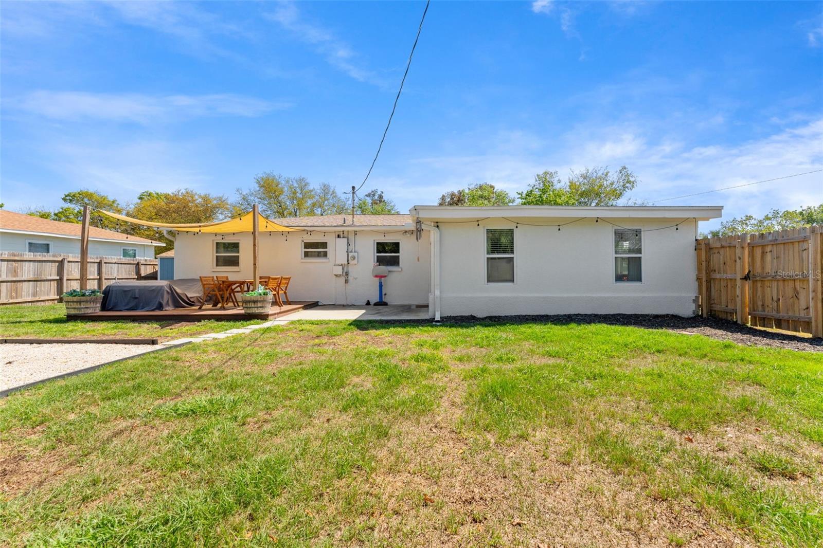 251 DAVISON AVE NE, ST PETERSBURG, FL, 33703