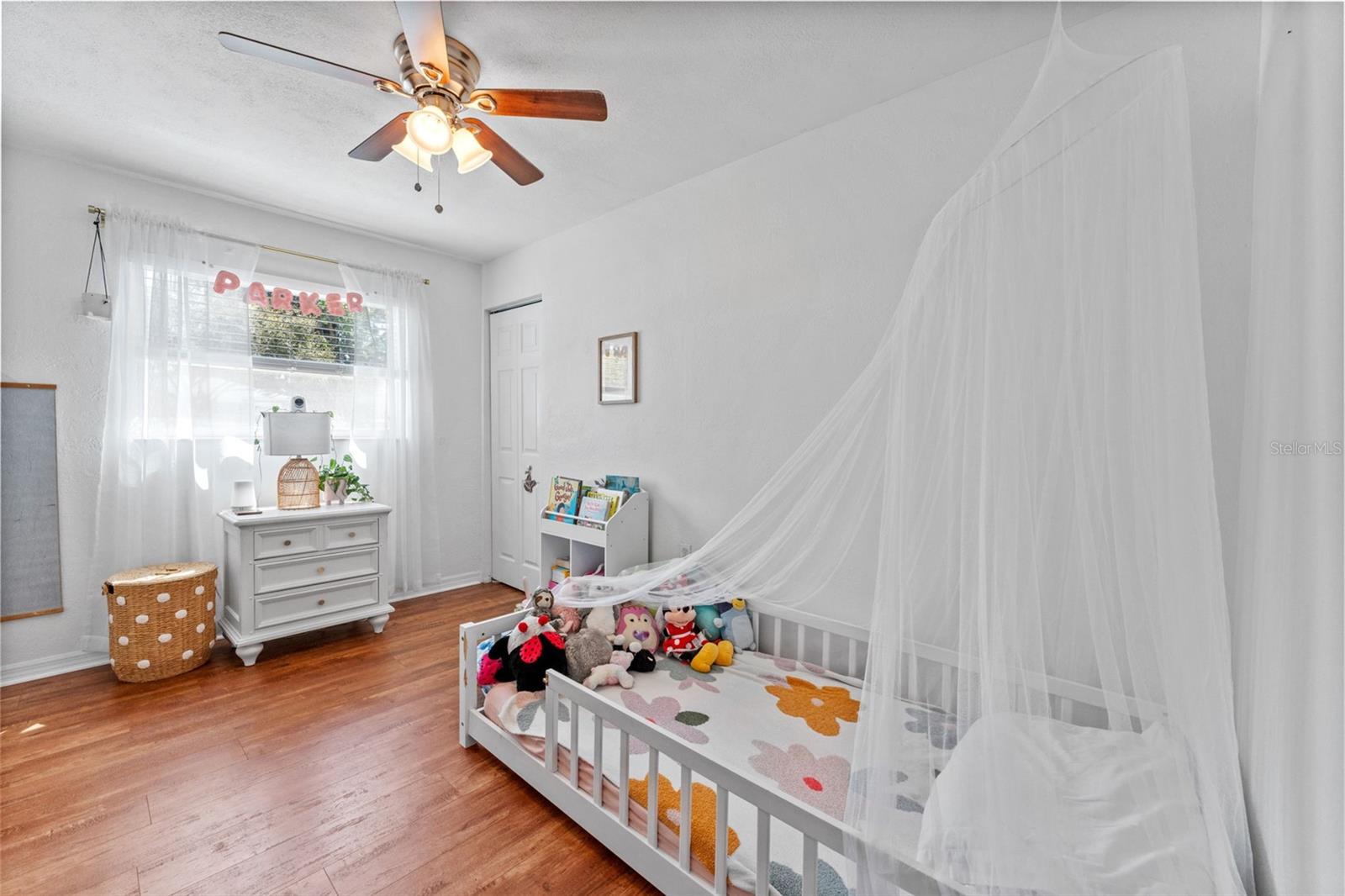 251 DAVISON AVE NE, ST PETERSBURG, FL, 33703