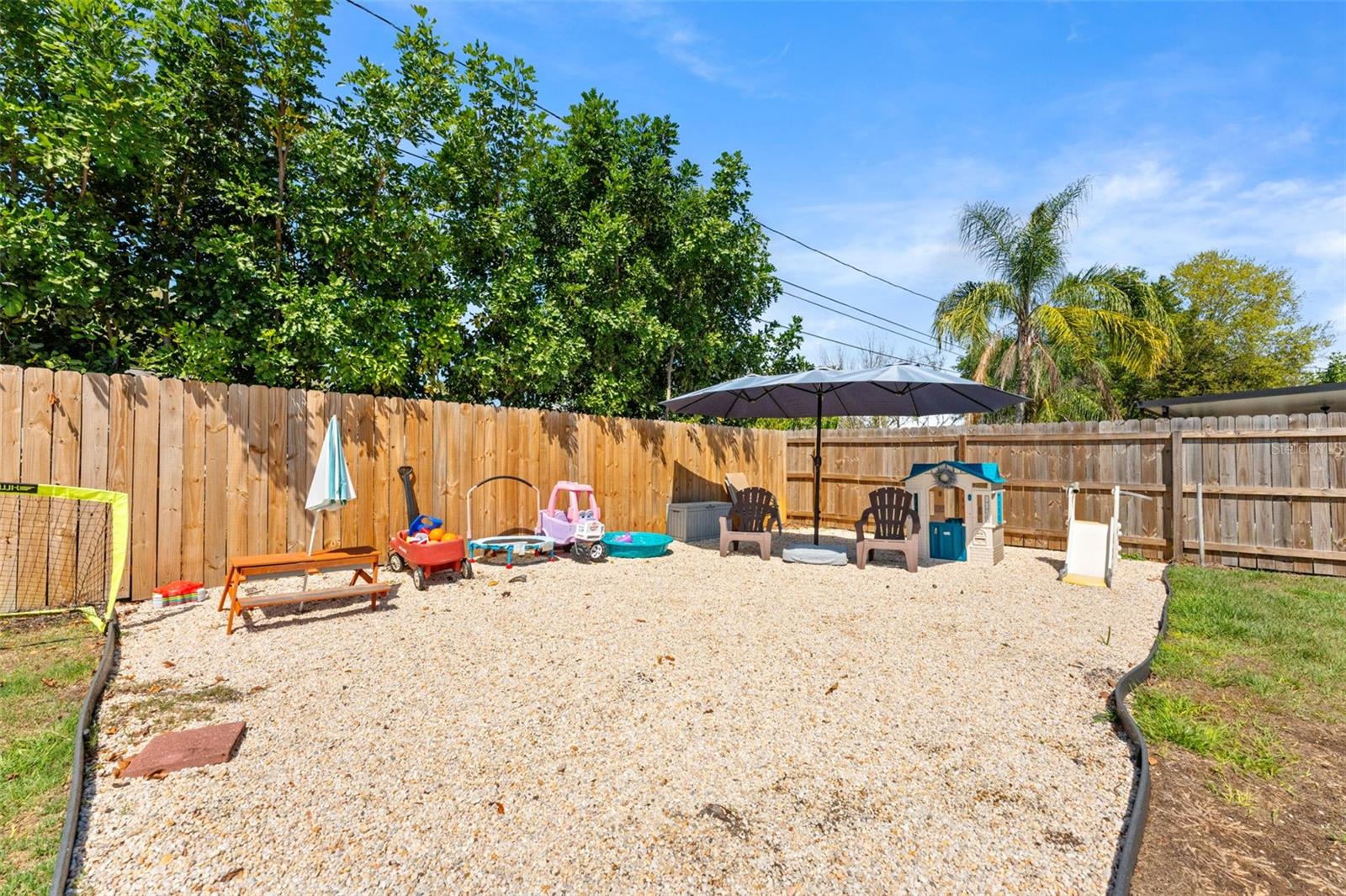 251 DAVISON AVE NE, ST PETERSBURG, FL, 33703
