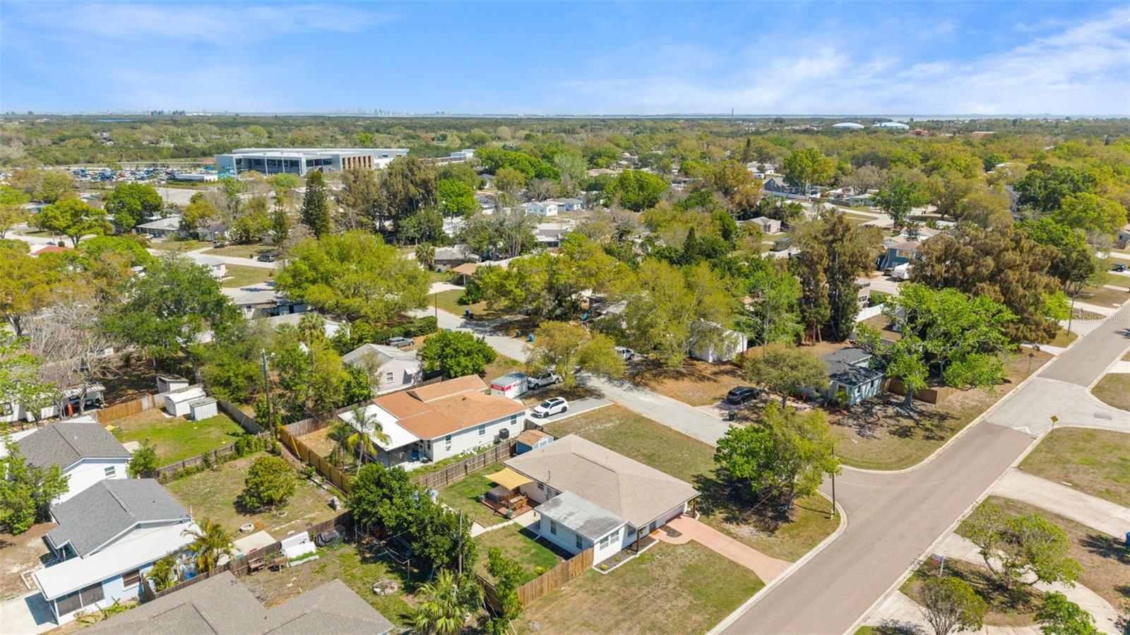 251 DAVISON AVE NE, ST PETERSBURG, FL, 33703