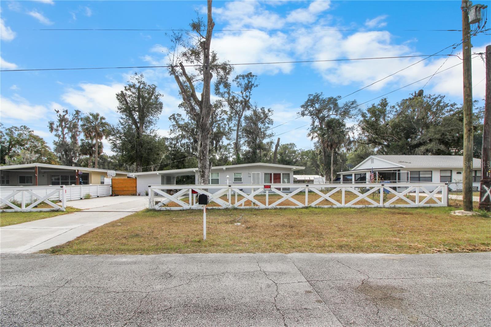 762 TEMPLE AVE, ORANGE CITY, FL, 32763