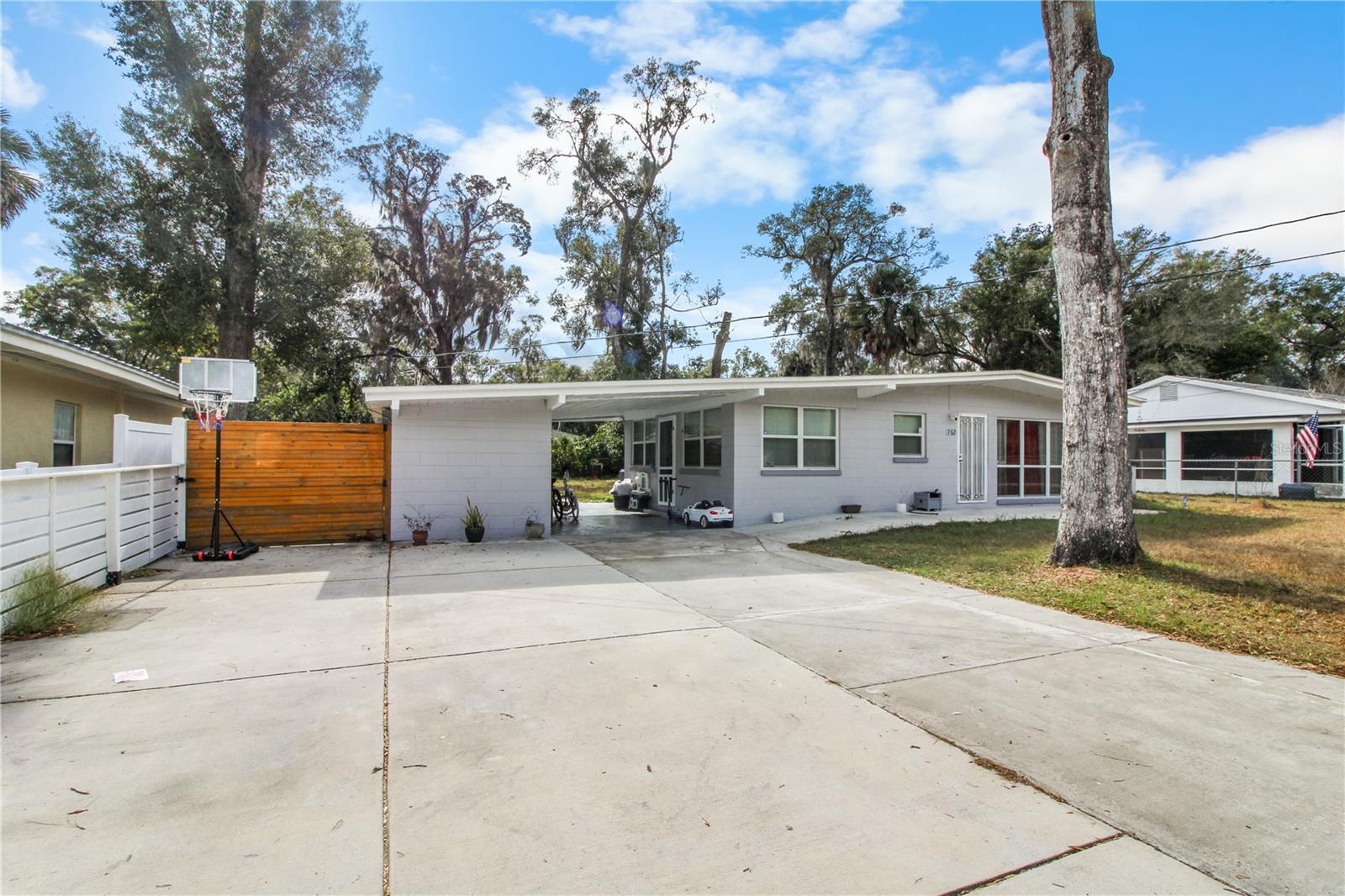 762 TEMPLE AVE, ORANGE CITY, FL, 32763
