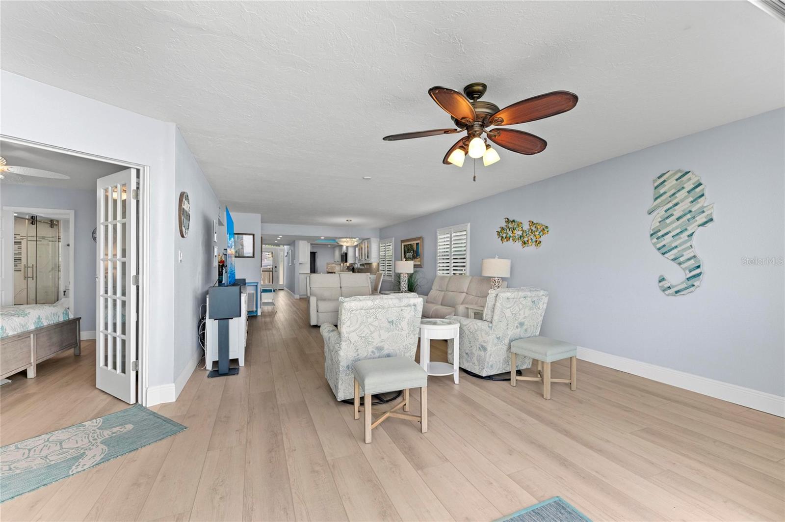 600 MANATEE AVE #106, HOLMES BEACH, FL, 34217