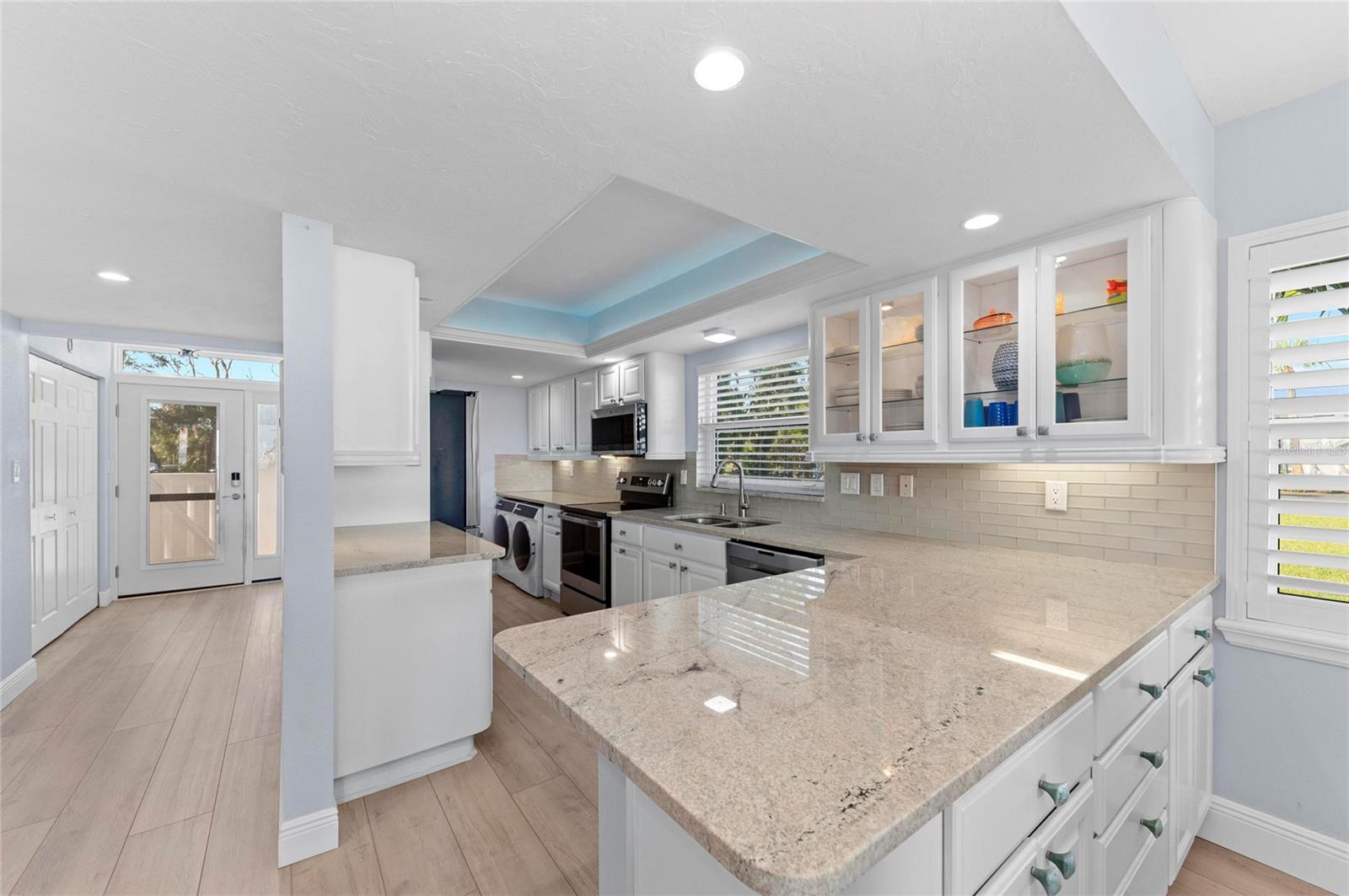 600 MANATEE AVE #106, HOLMES BEACH, FL, 34217