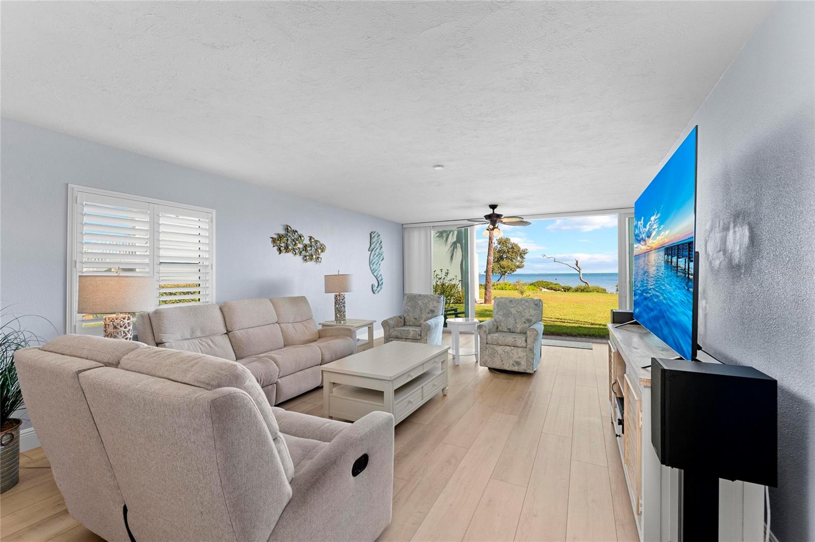 600 MANATEE AVE #106, HOLMES BEACH, FL, 34217