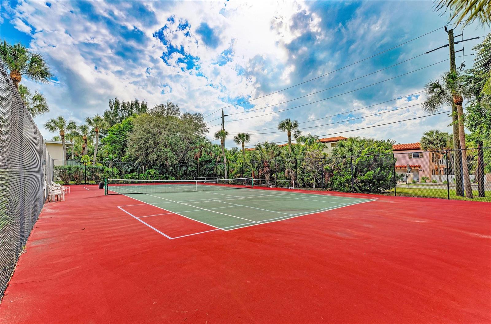 600 MANATEE AVE #106, HOLMES BEACH, FL, 34217