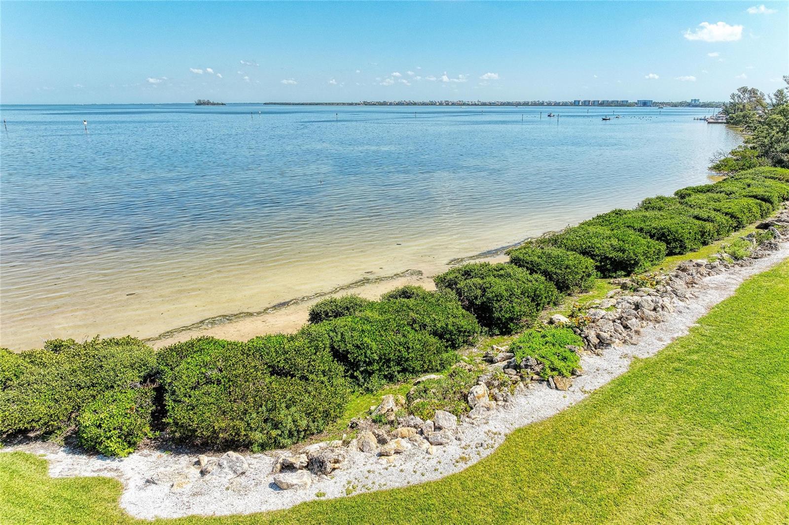 600 MANATEE AVE #106, HOLMES BEACH, FL, 34217