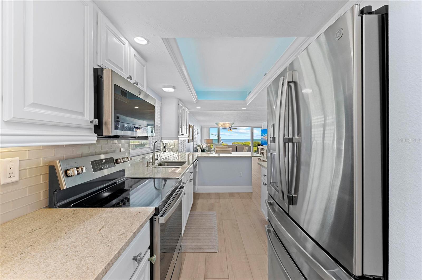 600 MANATEE AVE #106, HOLMES BEACH, FL, 34217